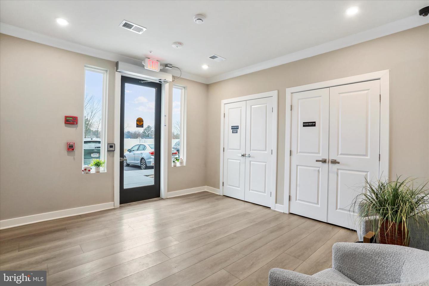 151 MCCORMICK #203, WINCHESTER, Virginia 22602, 2 Bedrooms Bedrooms, ,2 BathroomsBathrooms,Residential,For sale,151 MCCORMICK #203,VAFV2038694 MLS # VAFV2038694