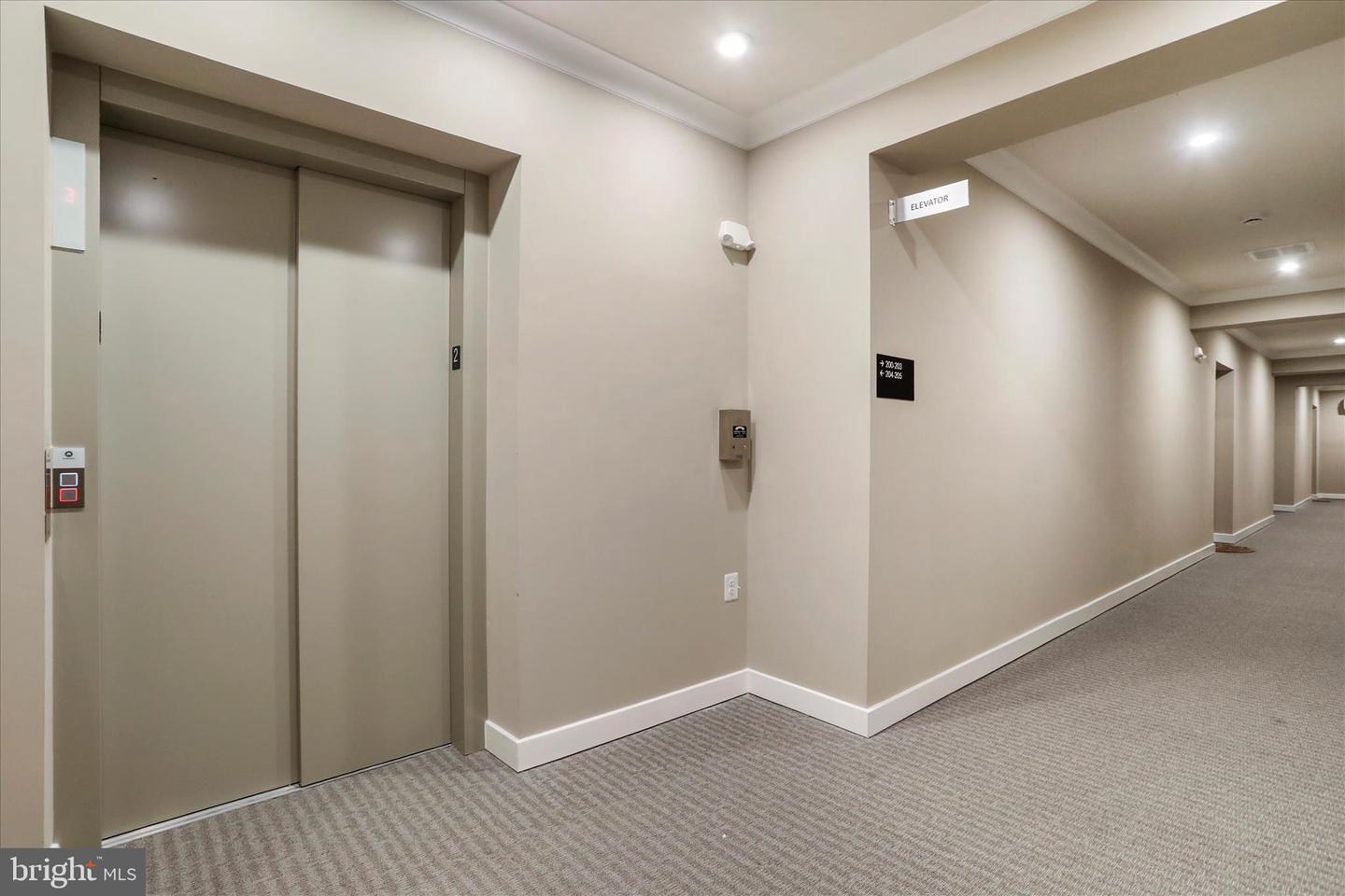 151 MCCORMICK #203, WINCHESTER, Virginia 22602, 2 Bedrooms Bedrooms, ,2 BathroomsBathrooms,Residential,For sale,151 MCCORMICK #203,VAFV2038694 MLS # VAFV2038694