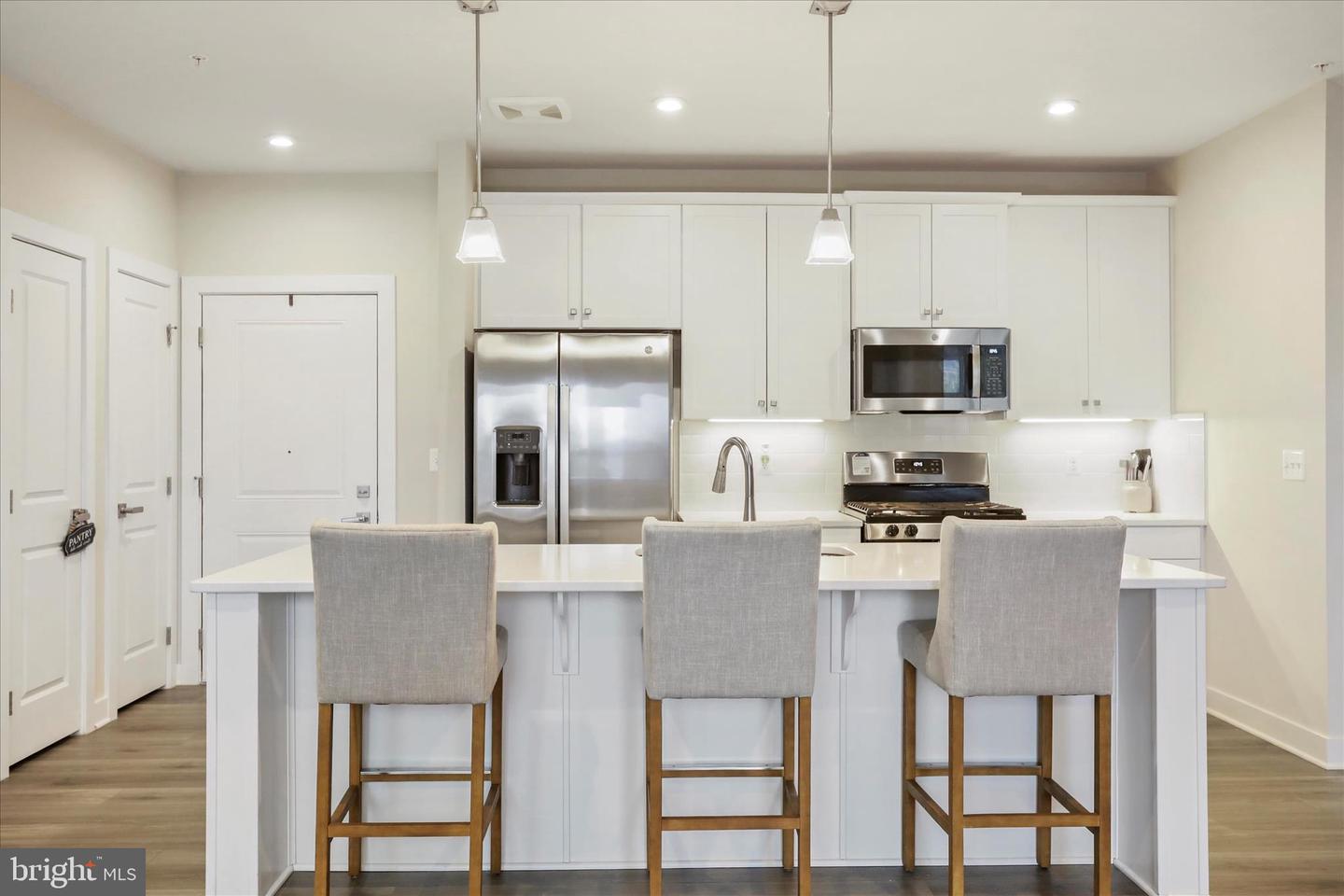 151 MCCORMICK #203, WINCHESTER, Virginia 22602, 2 Bedrooms Bedrooms, ,2 BathroomsBathrooms,Residential,For sale,151 MCCORMICK #203,VAFV2038694 MLS # VAFV2038694