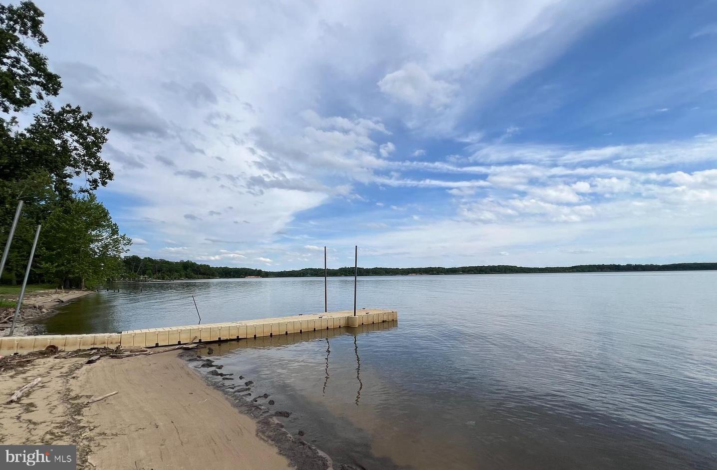 10809 BELMONT BLVD, LORTON, Virginia 22079, 4 Bedrooms Bedrooms, ,3 BathroomsBathrooms,Residential,For sale,10809 BELMONT BLVD,VAFX2284034 MLS # VAFX2284034