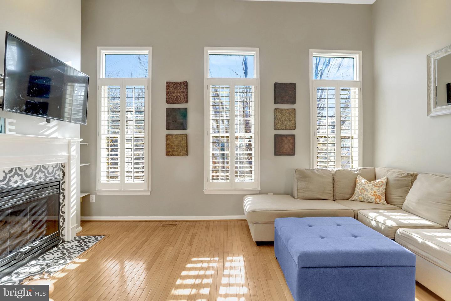 2422 N HAMPTON DR, ALEXANDRIA, Virginia 22311, 3 Bedrooms Bedrooms, ,2 BathroomsBathrooms,Residential,For sale,2422 N HAMPTON DR,VAAX2052818 MLS # VAAX2052818