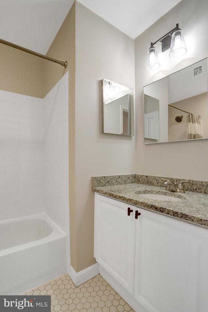 2422 N HAMPTON DR, ALEXANDRIA, Virginia 22311, 3 Bedrooms Bedrooms, ,2 BathroomsBathrooms,Residential,For sale,2422 N HAMPTON DR,VAAX2052818 MLS # VAAX2052818