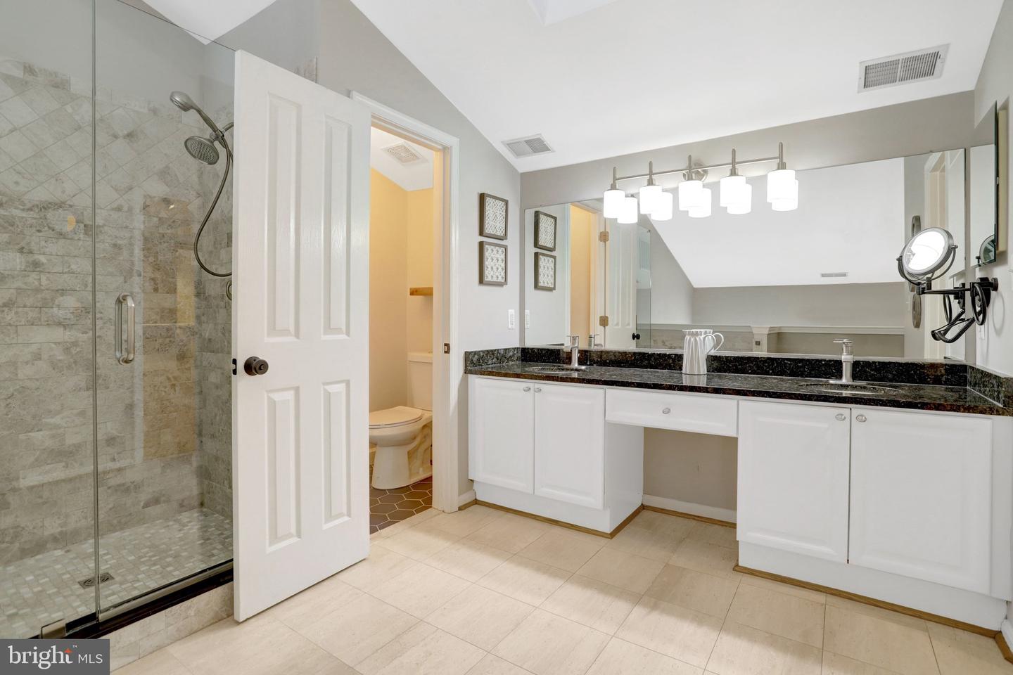 2422 N HAMPTON DR, ALEXANDRIA, Virginia 22311, 3 Bedrooms Bedrooms, ,2 BathroomsBathrooms,Residential,For sale,2422 N HAMPTON DR,VAAX2052818 MLS # VAAX2052818