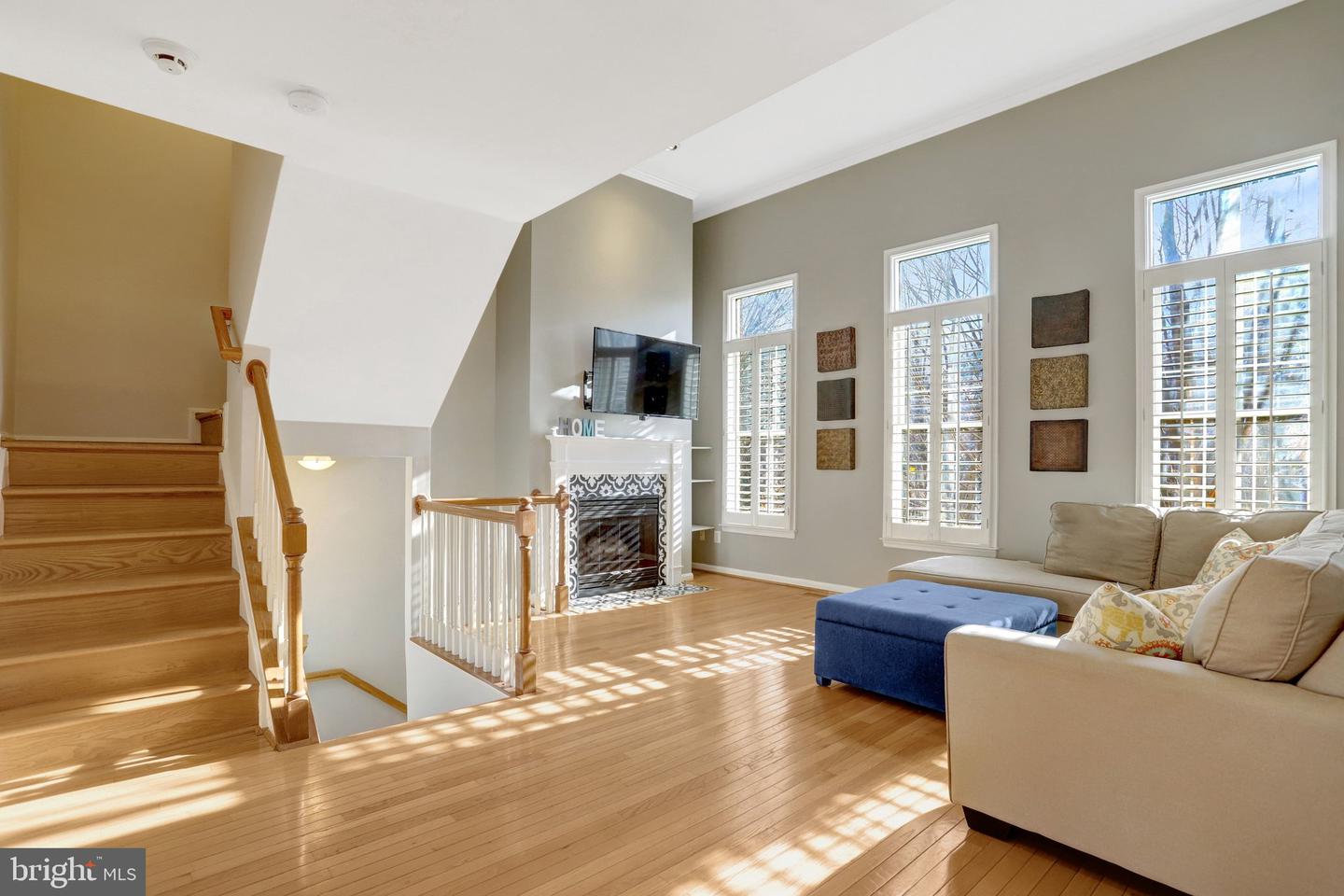 2422 N HAMPTON DR, ALEXANDRIA, Virginia 22311, 3 Bedrooms Bedrooms, ,2 BathroomsBathrooms,Residential,For sale,2422 N HAMPTON DR,VAAX2052818 MLS # VAAX2052818