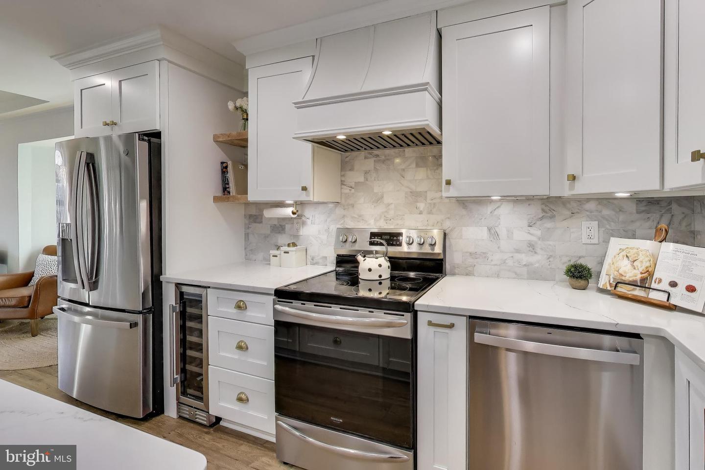 13252 STONE HEATHER DR, HERNDON, Virginia 20171, 4 Bedrooms Bedrooms, ,3 BathroomsBathrooms,Residential,For sale,13252 STONE HEATHER DR,VAFX2284140 MLS # VAFX2284140