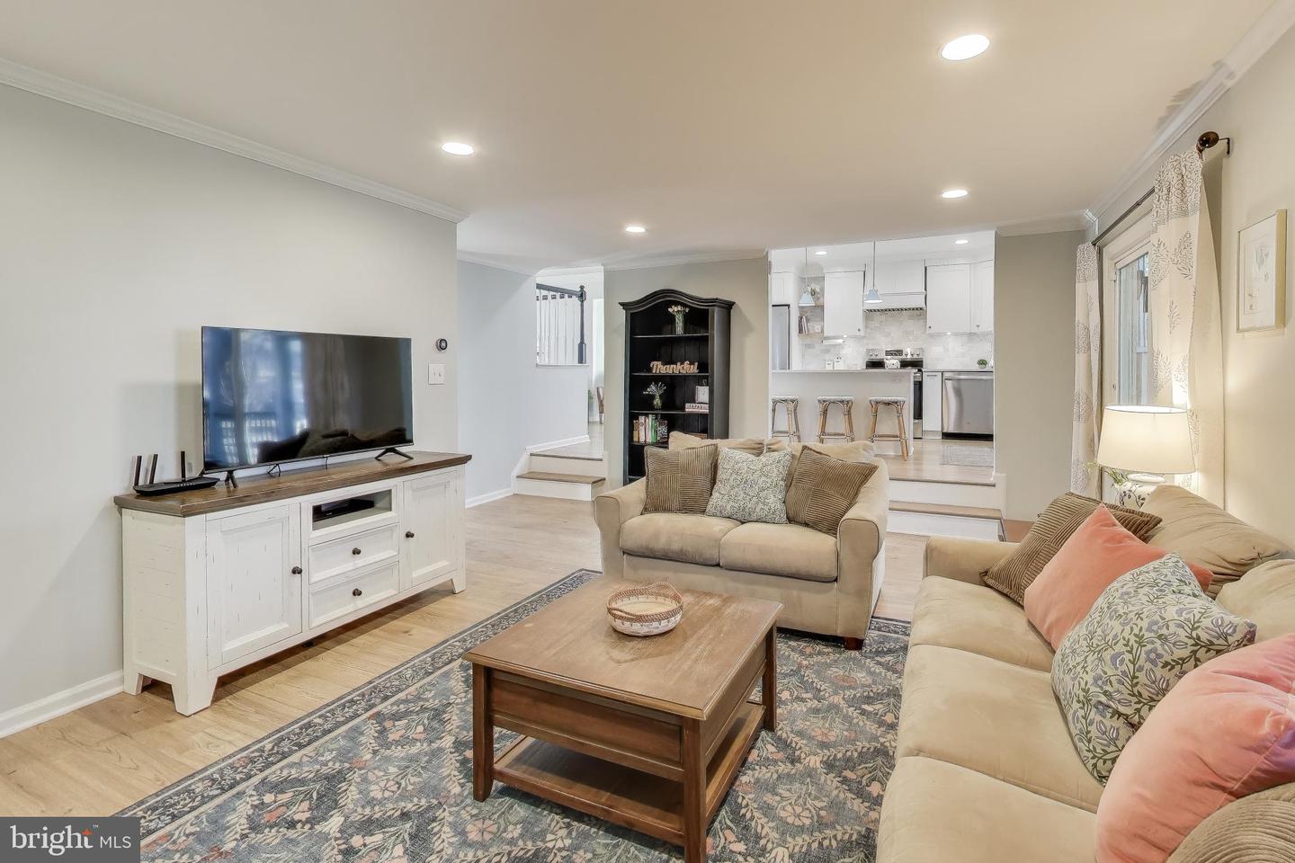 13252 STONE HEATHER DR, HERNDON, Virginia 20171, 4 Bedrooms Bedrooms, ,3 BathroomsBathrooms,Residential,For sale,13252 STONE HEATHER DR,VAFX2284140 MLS # VAFX2284140