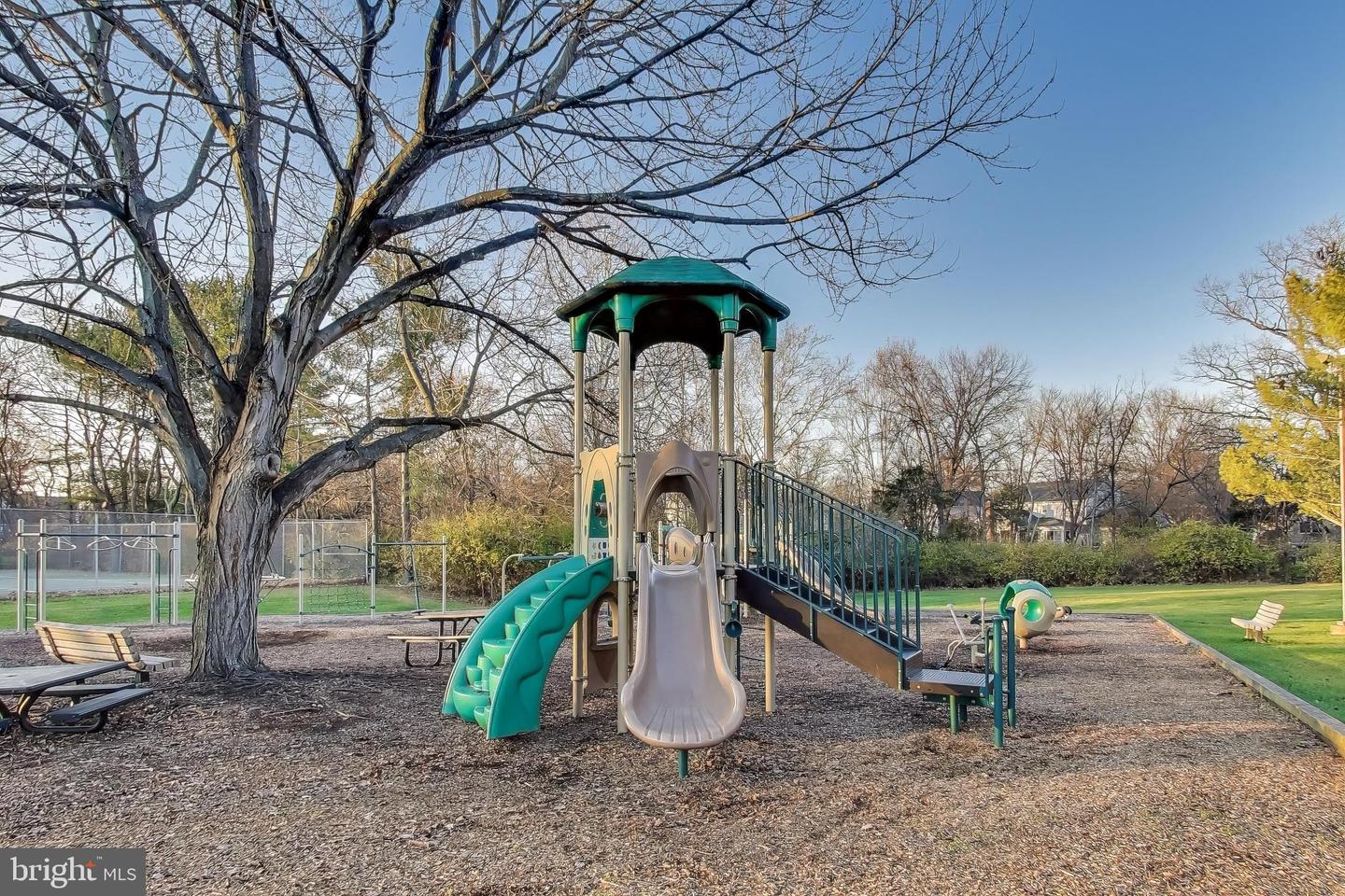 13252 STONE HEATHER DR, HERNDON, Virginia 20171, 4 Bedrooms Bedrooms, ,3 BathroomsBathrooms,Residential,For sale,13252 STONE HEATHER DR,VAFX2284140 MLS # VAFX2284140