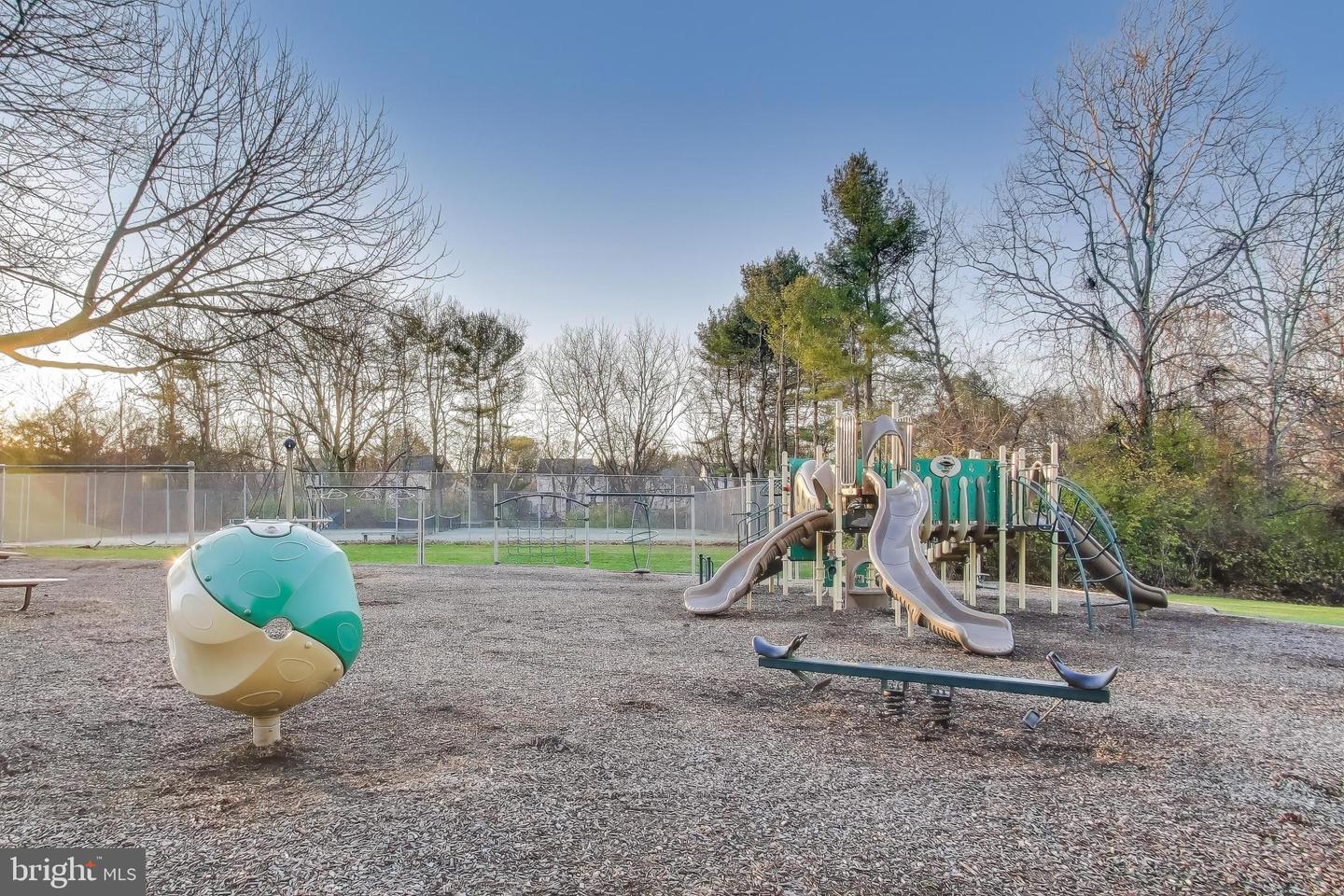 13252 STONE HEATHER DR, HERNDON, Virginia 20171, 4 Bedrooms Bedrooms, ,3 BathroomsBathrooms,Residential,For sale,13252 STONE HEATHER DR,VAFX2284140 MLS # VAFX2284140