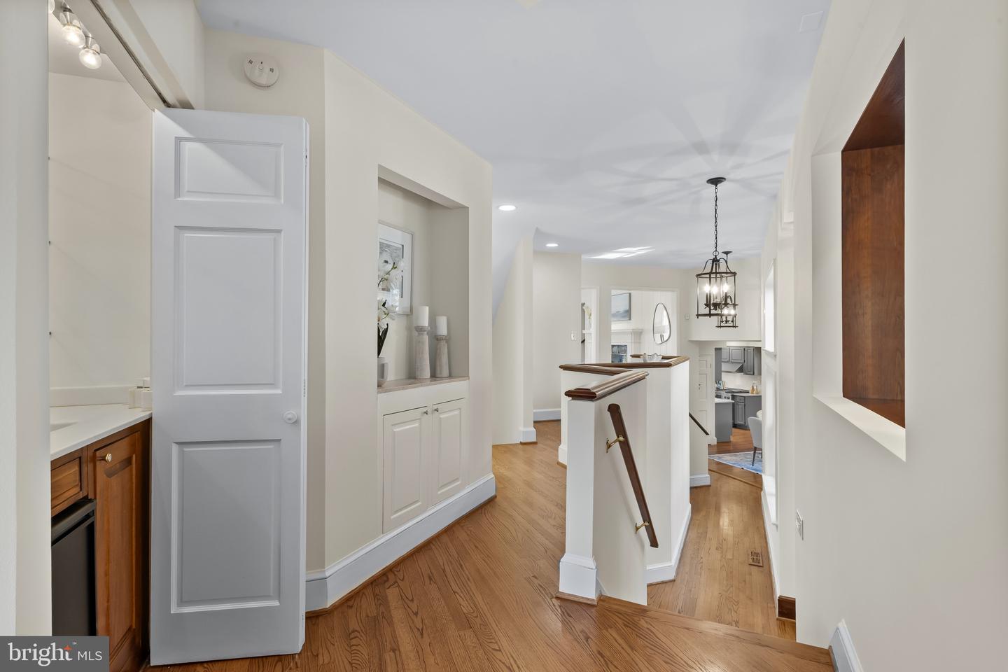 407 TYLER PL, ALEXANDRIA, Virginia 22302, 4 Bedrooms Bedrooms, ,4 BathroomsBathrooms,Residential,For sale,407 TYLER PL,VAAX2052852 MLS # VAAX2052852