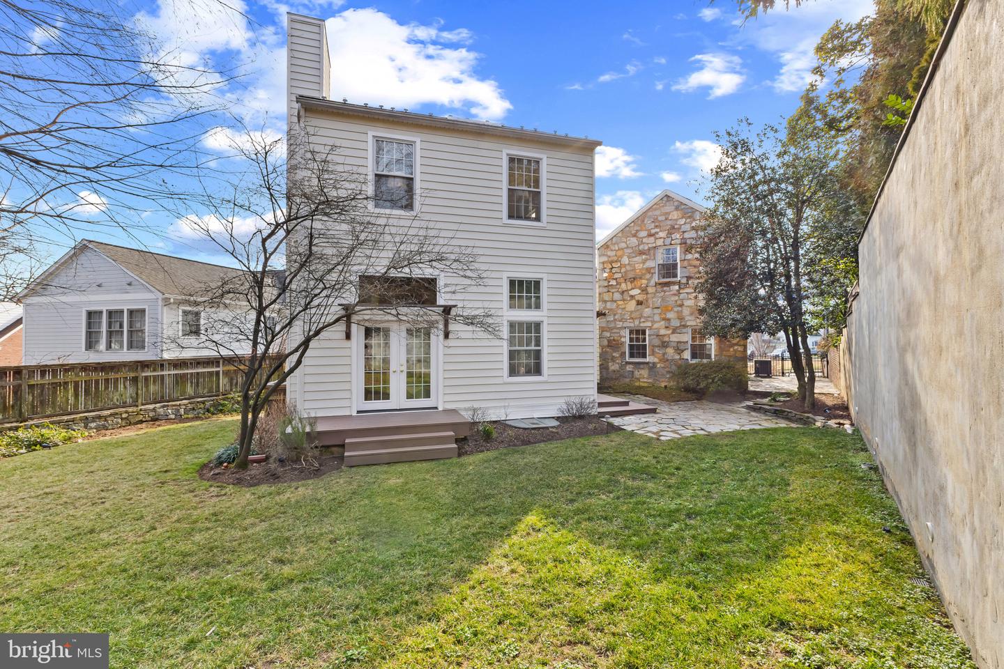 407 TYLER PL, ALEXANDRIA, Virginia 22302, 4 Bedrooms Bedrooms, ,4 BathroomsBathrooms,Residential,For sale,407 TYLER PL,VAAX2052852 MLS # VAAX2052852