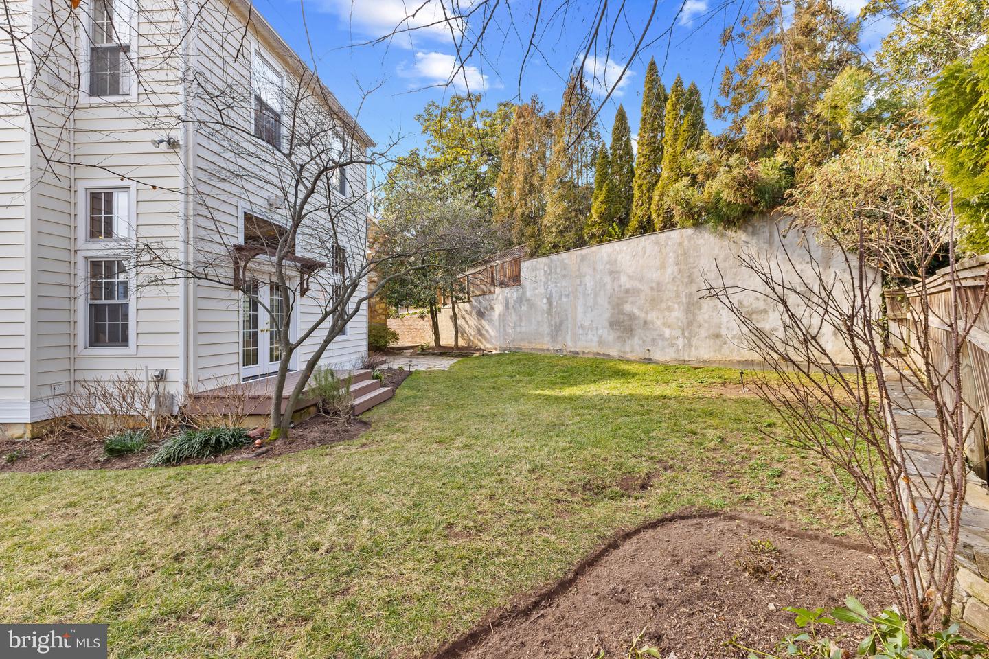 407 TYLER PL, ALEXANDRIA, Virginia 22302, 4 Bedrooms Bedrooms, ,4 BathroomsBathrooms,Residential,For sale,407 TYLER PL,VAAX2052852 MLS # VAAX2052852