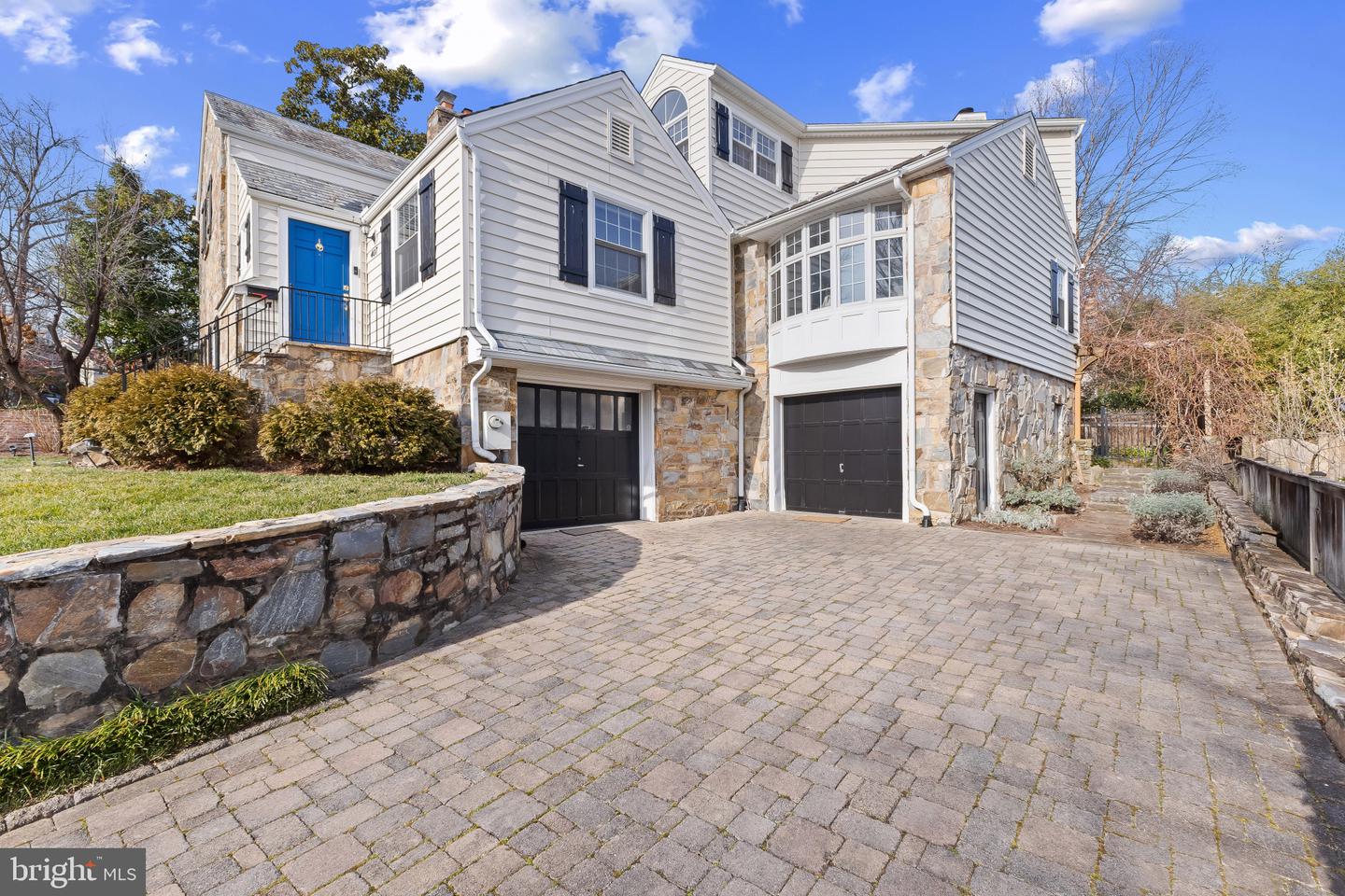 407 TYLER PL, ALEXANDRIA, Virginia 22302, 4 Bedrooms Bedrooms, ,4 BathroomsBathrooms,Residential,For sale,407 TYLER PL,VAAX2052852 MLS # VAAX2052852