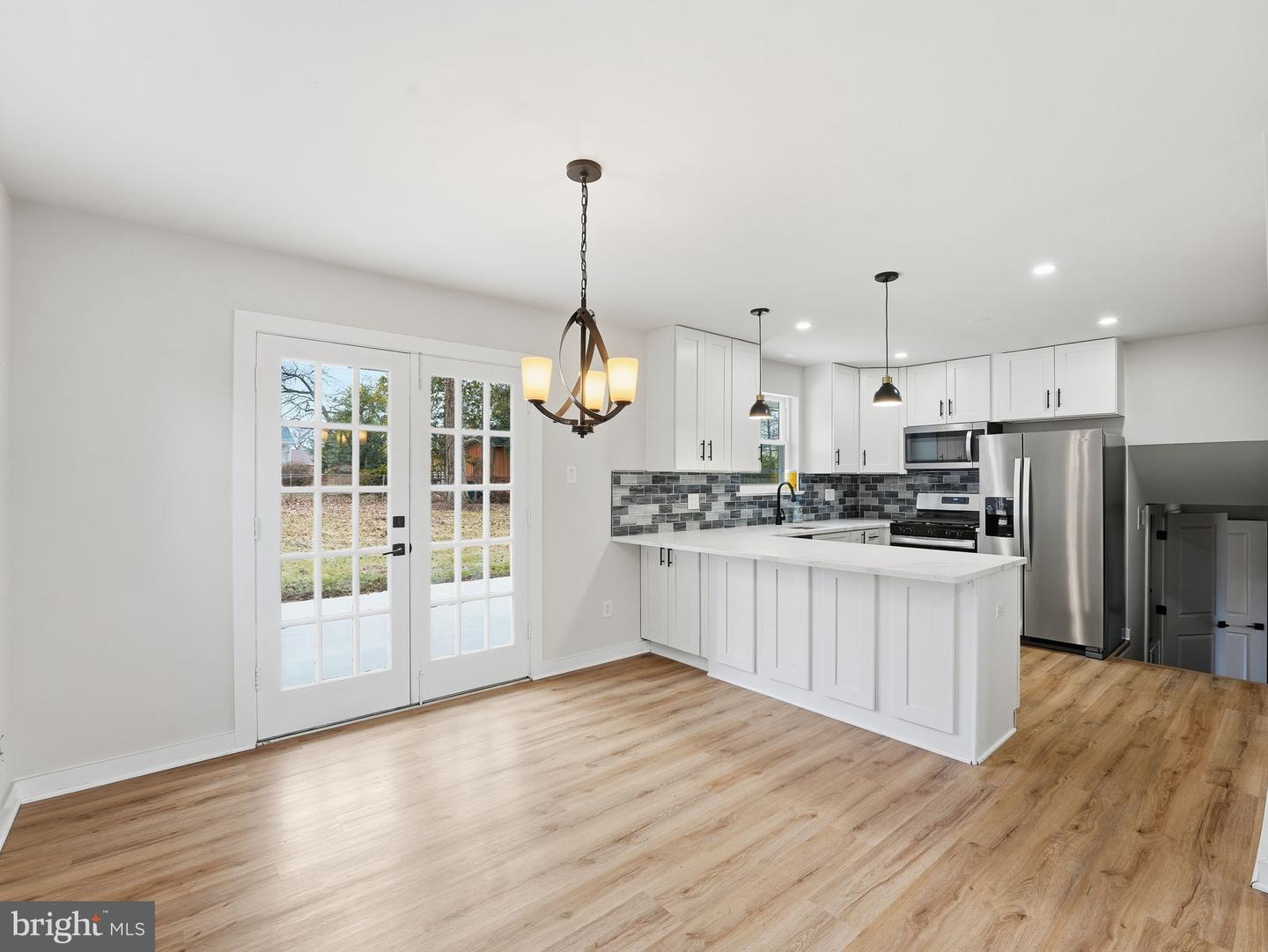 7113 FALCON ST, ANNANDALE, Virginia 22003, 4 Bedrooms Bedrooms, ,2 BathroomsBathrooms,Residential,For sale,7113 FALCON ST,VAFX2284304 MLS # VAFX2284304