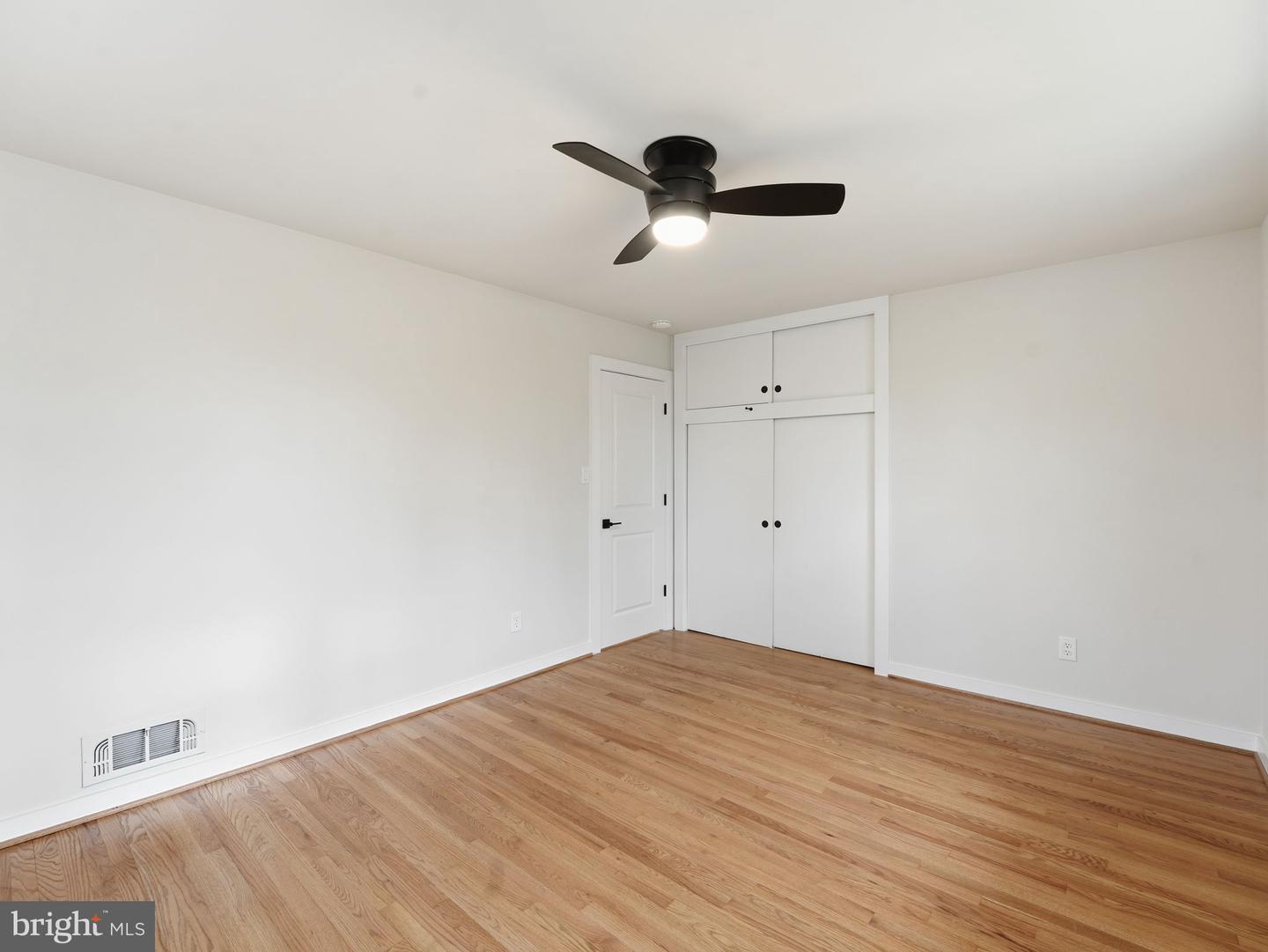 7113 FALCON ST, ANNANDALE, Virginia 22003, 4 Bedrooms Bedrooms, ,2 BathroomsBathrooms,Residential,For sale,7113 FALCON ST,VAFX2284304 MLS # VAFX2284304