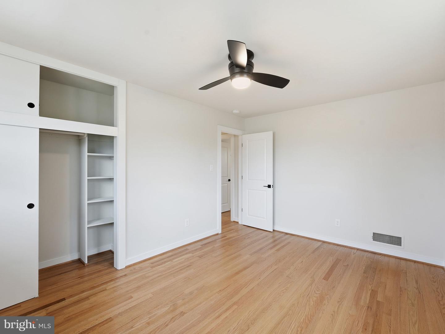 7113 FALCON ST, ANNANDALE, Virginia 22003, 4 Bedrooms Bedrooms, ,2 BathroomsBathrooms,Residential,For sale,7113 FALCON ST,VAFX2284304 MLS # VAFX2284304