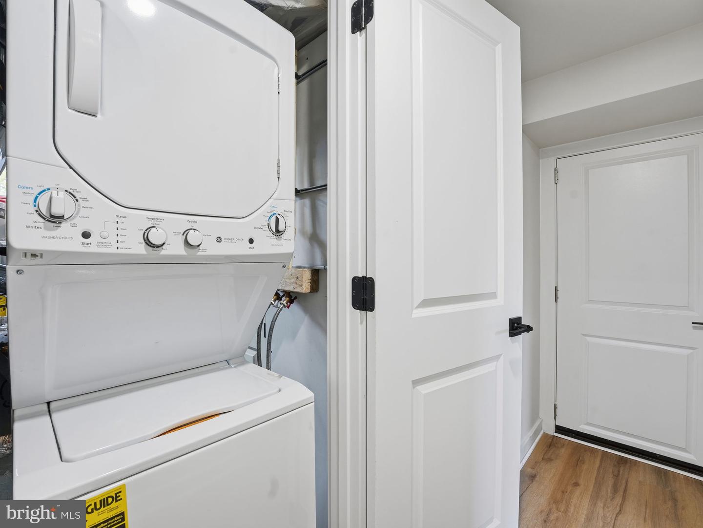 7113 FALCON ST, ANNANDALE, Virginia 22003, 4 Bedrooms Bedrooms, ,2 BathroomsBathrooms,Residential,For sale,7113 FALCON ST,VAFX2284304 MLS # VAFX2284304