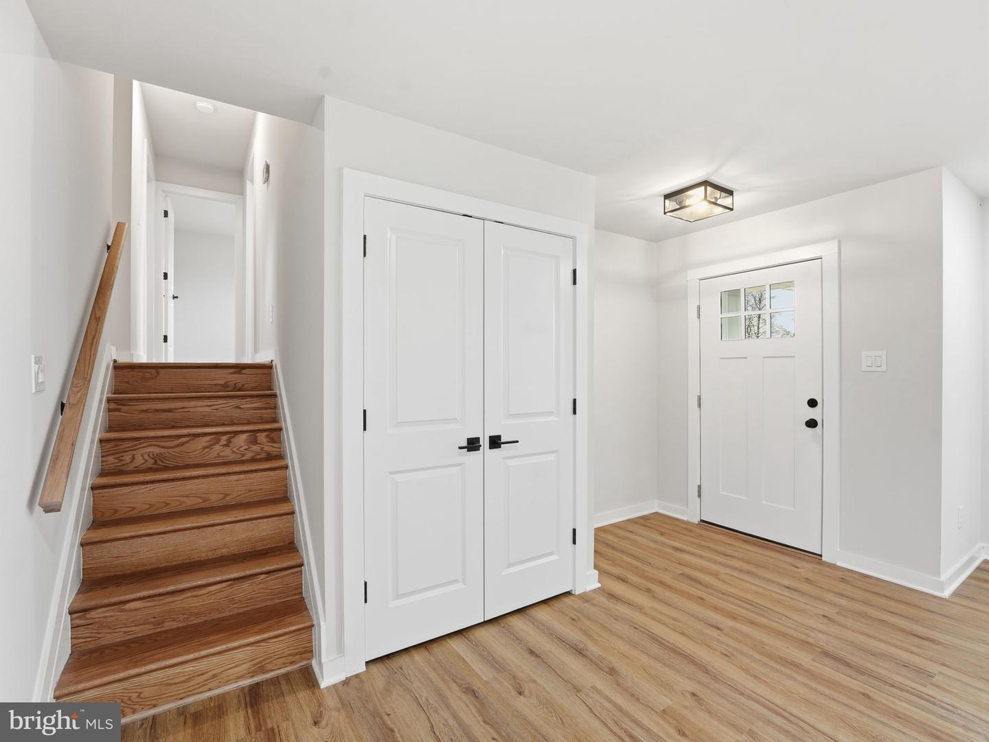 7113 FALCON ST, ANNANDALE, Virginia 22003, 4 Bedrooms Bedrooms, ,2 BathroomsBathrooms,Residential,For sale,7113 FALCON ST,VAFX2284304 MLS # VAFX2284304