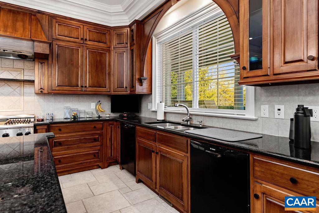 1310 MONOCAN DR, NELLYSFORD, Virginia 22958, 4 Bedrooms Bedrooms, ,6 BathroomsBathrooms,Residential,For sale,1310 MONOCAN DR,672235 MLS # 672235