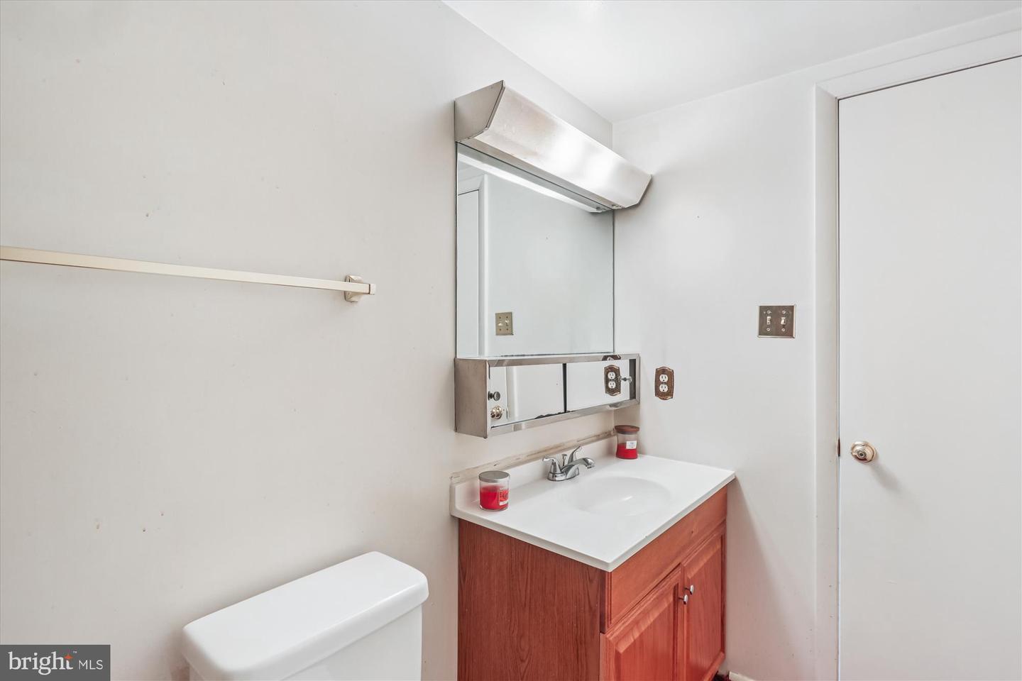 3166 BERRY RD NE #27, WASHINGTON, District Of Columbia 20018, 2 Bedrooms Bedrooms, ,1 BathroomBathrooms,Residential,For sale,3166 BERRY RD NE #27,DCDC2240104 MLS # DCDC2240104 3166 BERRY RD NE #27, WASHINGTON, District Of Columbia 20018, 2 Bedrooms Bedrooms, ,1 BathroomBathrooms,Residential,For sale,3166 BERRY RD NE #27,DCDC2240104 MLS # DCDC2240104