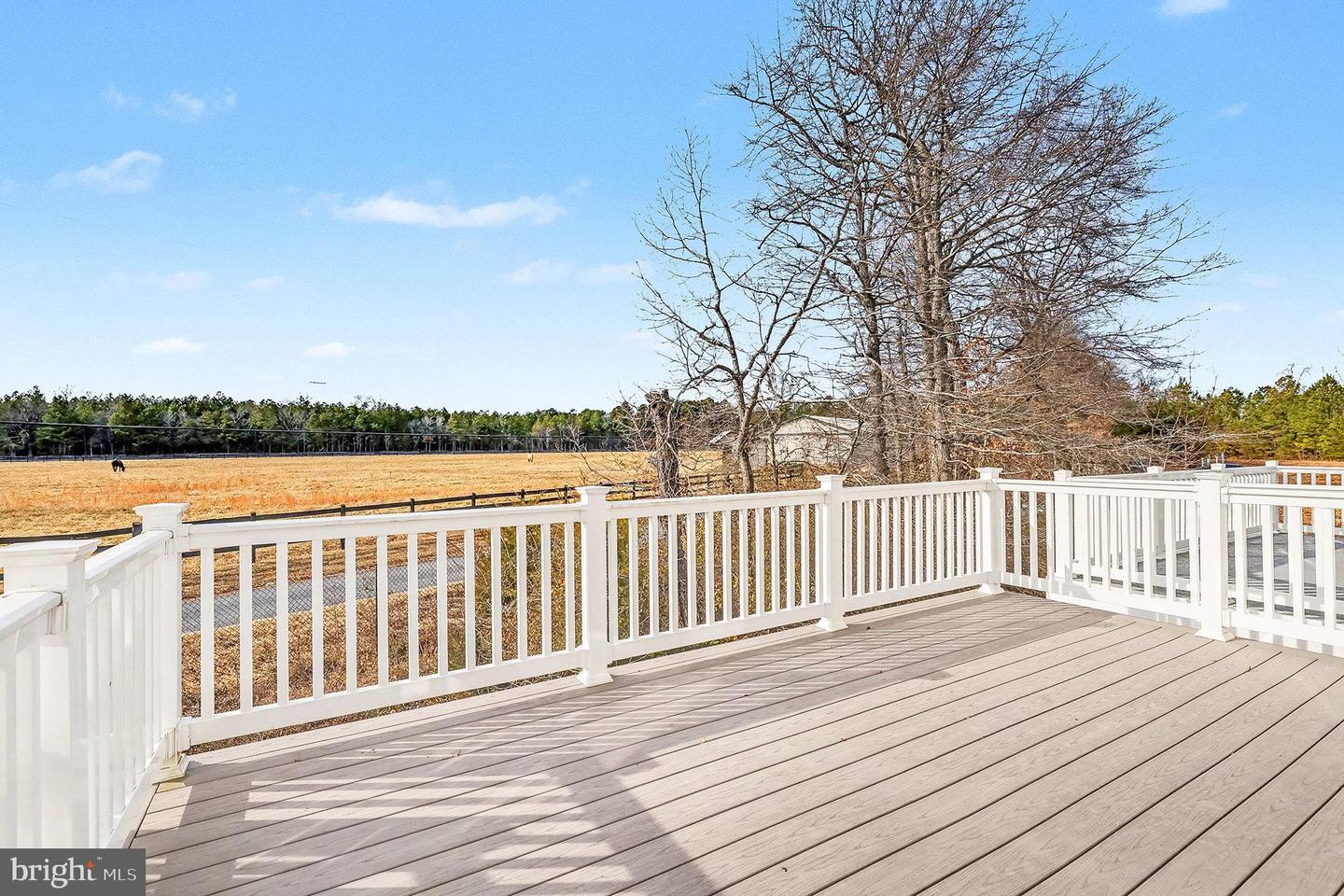 504 MONROE POINT DR, COLONIAL BEACH, Virginia 22443, 4 Bedrooms Bedrooms, 7 Rooms Rooms,3 BathroomsBathrooms,Residential,For sale,504 MONROE POINT DR,VAWE2010334 MLS # VAWE2010334