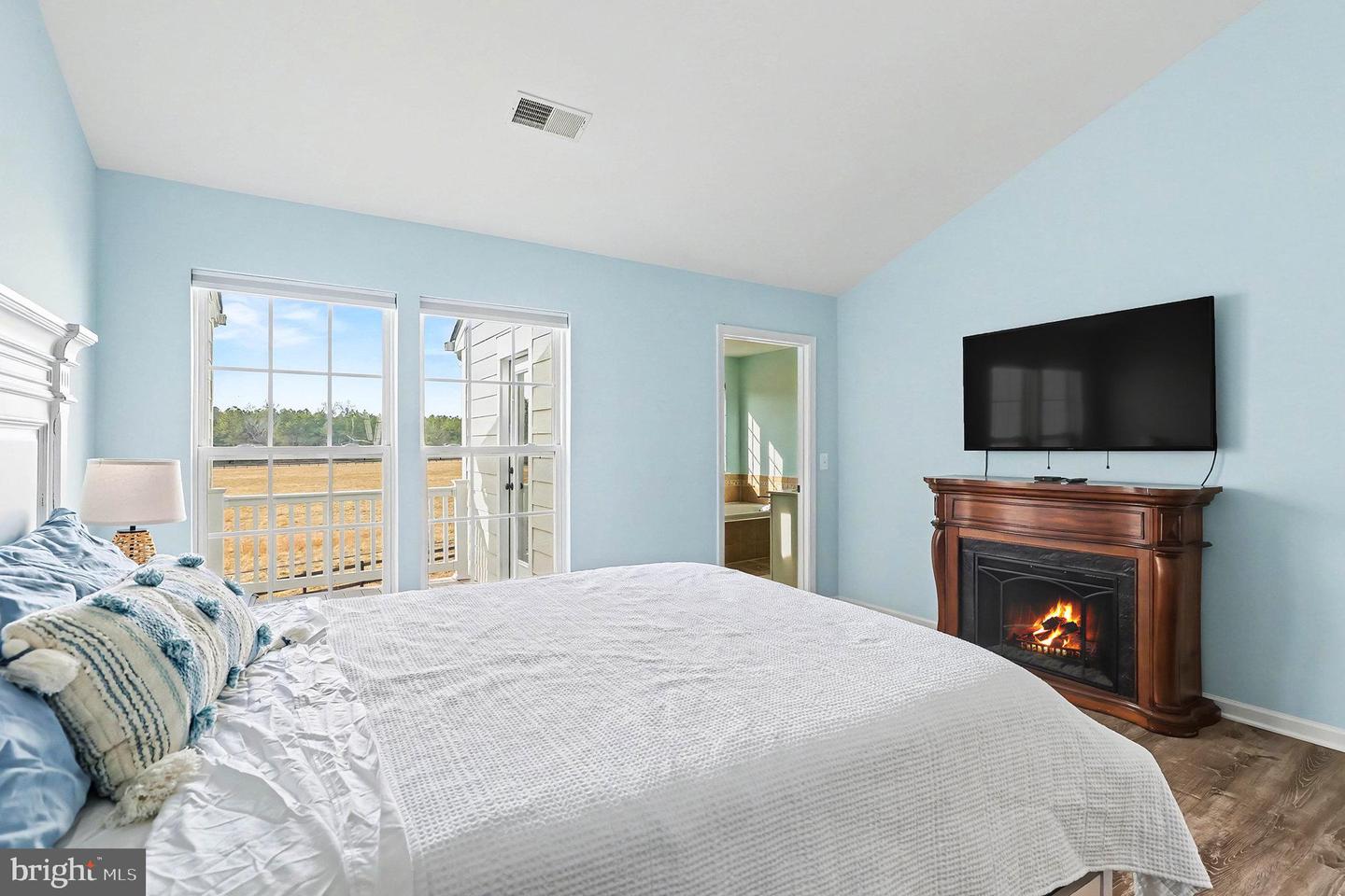 504 MONROE POINT DR, COLONIAL BEACH, Virginia 22443, 4 Bedrooms Bedrooms, 7 Rooms Rooms,3 BathroomsBathrooms,Residential,For sale,504 MONROE POINT DR,VAWE2010334 MLS # VAWE2010334