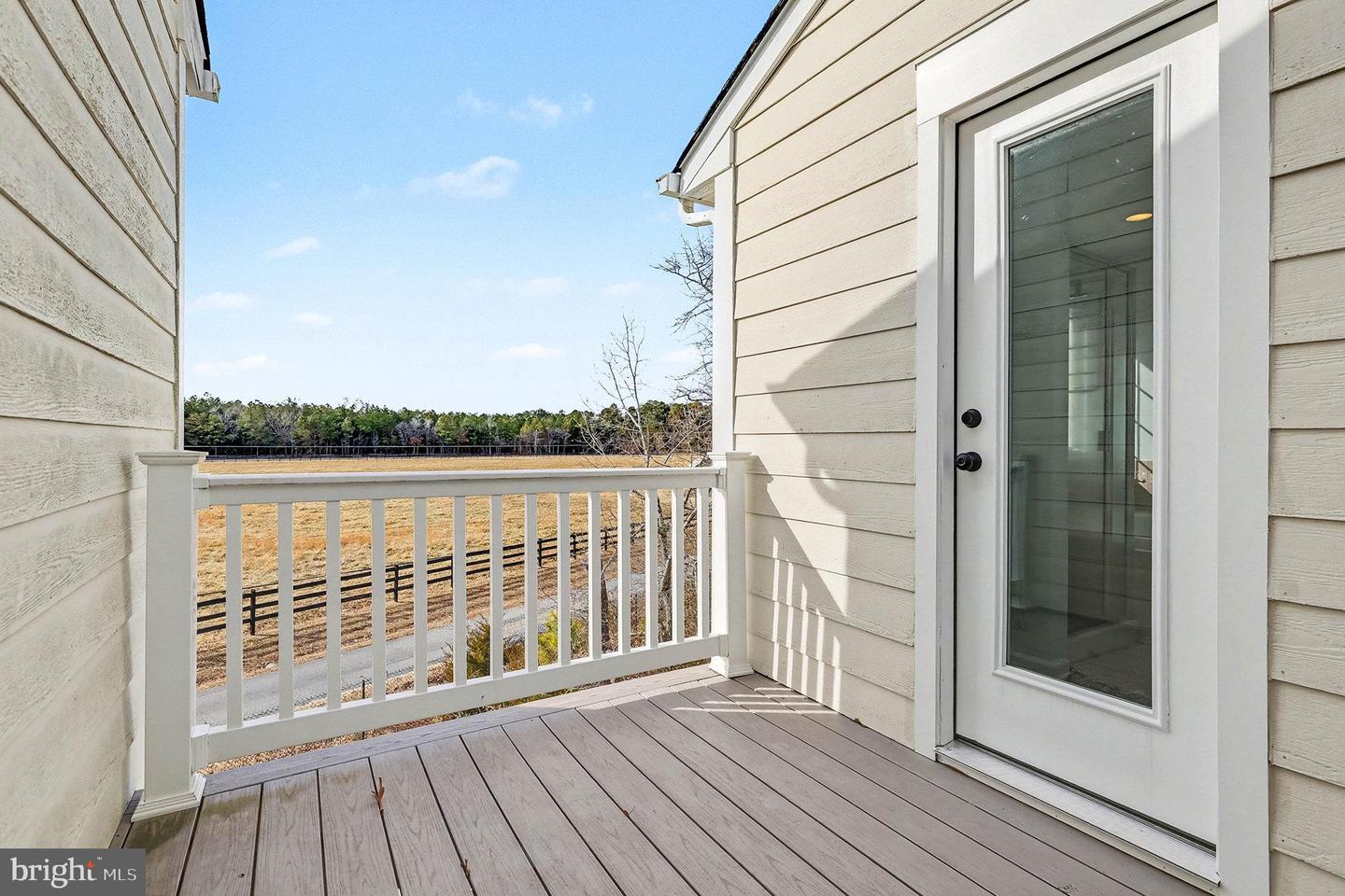 504 MONROE POINT DR, COLONIAL BEACH, Virginia 22443, 4 Bedrooms Bedrooms, 7 Rooms Rooms,3 BathroomsBathrooms,Residential,For sale,504 MONROE POINT DR,VAWE2010334 MLS # VAWE2010334