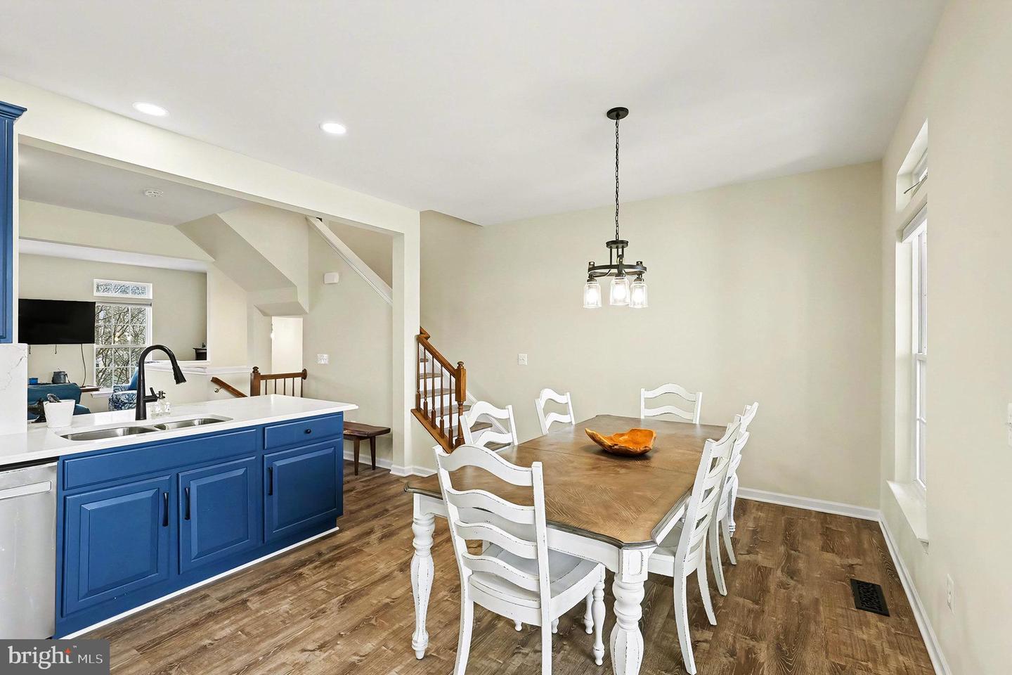 504 MONROE POINT DR, COLONIAL BEACH, Virginia 22443, 4 Bedrooms Bedrooms, 7 Rooms Rooms,3 BathroomsBathrooms,Residential,For sale,504 MONROE POINT DR,VAWE2010334 MLS # VAWE2010334