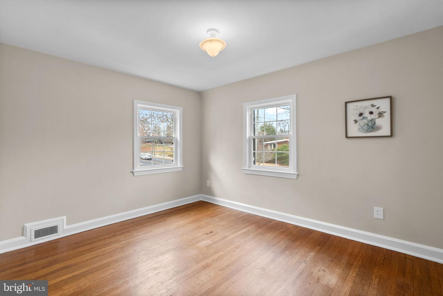 5877 NEBRASKA AVE NW, WASHINGTON, District Of Columbia 20015, 3 Bedrooms Bedrooms, ,2 BathroomsBathrooms,Residential,For sale,5877 NEBRASKA AVE NW,DCDC2240142 MLS # DCDC2240142