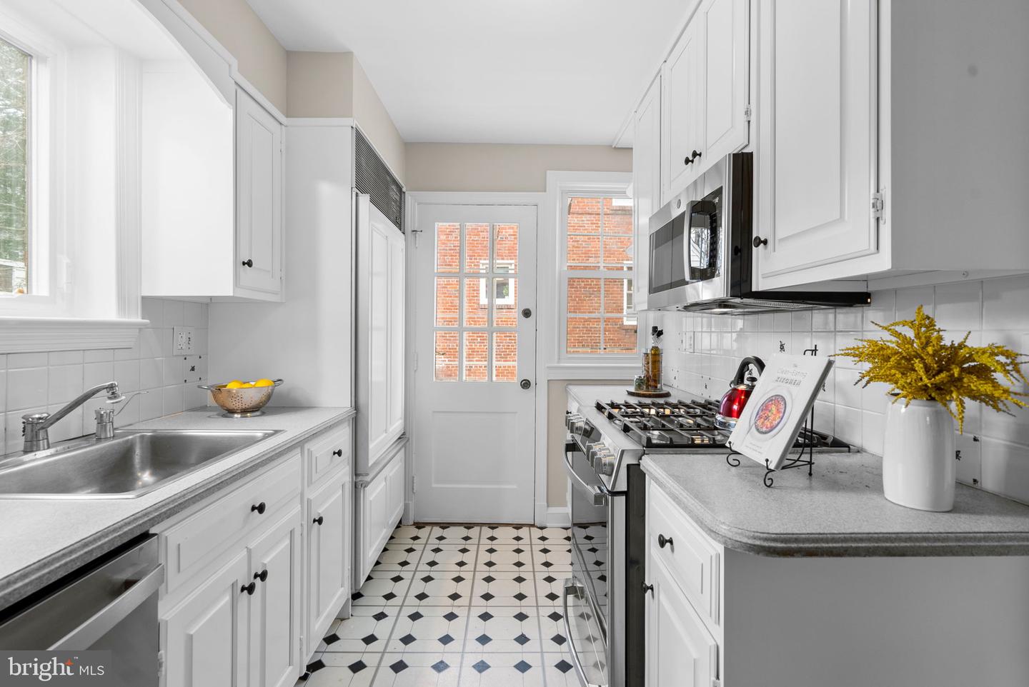 5877 NEBRASKA AVE NW, WASHINGTON, District Of Columbia 20015, 3 Bedrooms Bedrooms, ,2 BathroomsBathrooms,Residential,For sale,5877 NEBRASKA AVE NW,DCDC2240142 MLS # DCDC2240142