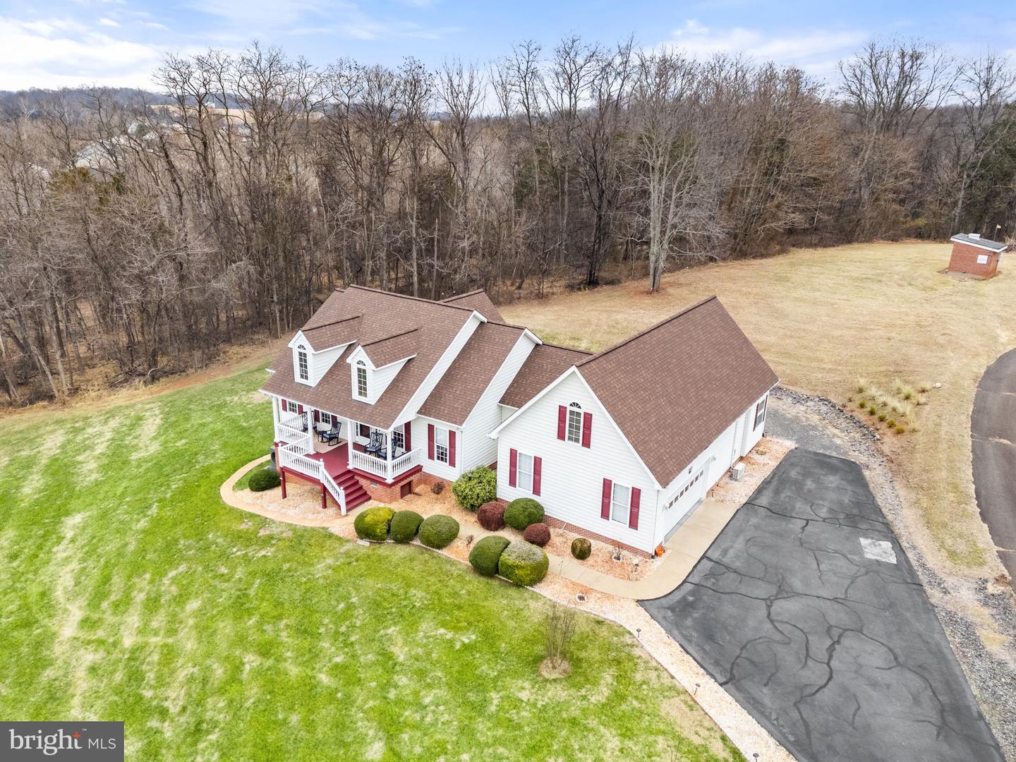 18435 SNAFFLE LN, CULPEPER, Virginia 22701, 5 Bedrooms Bedrooms, ,3 BathroomsBathrooms,Residential,For sale,18435 SNAFFLE LN,VACU2012324 MLS # VACU2012324