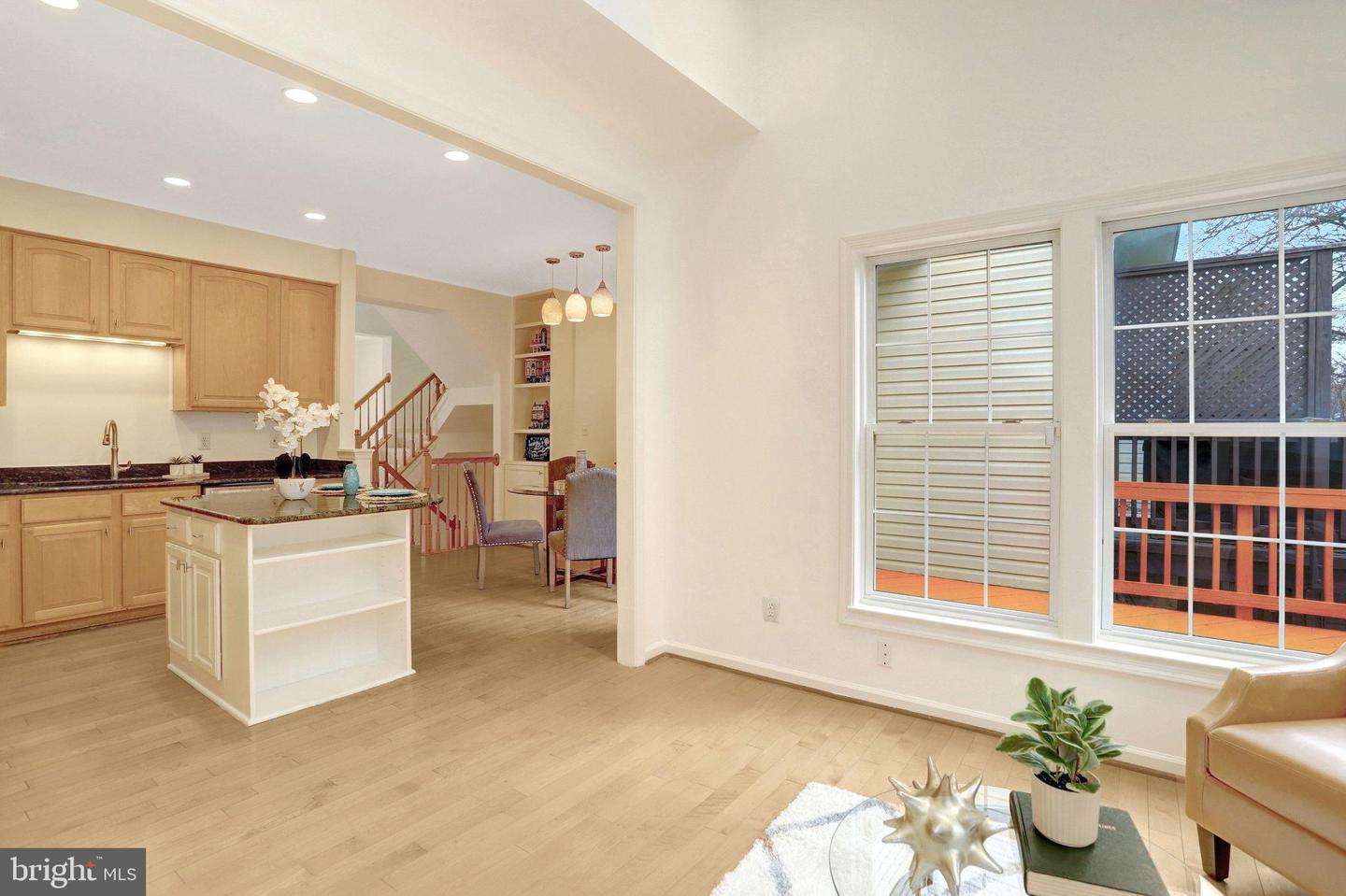 2019 N BUCHANAN CT, ARLINGTON, Virginia 22207, 3 Bedrooms Bedrooms, ,2 BathroomsBathrooms,Residential,For sale,2019 N BUCHANAN CT,VAAR2067374 MLS # VAAR2067374