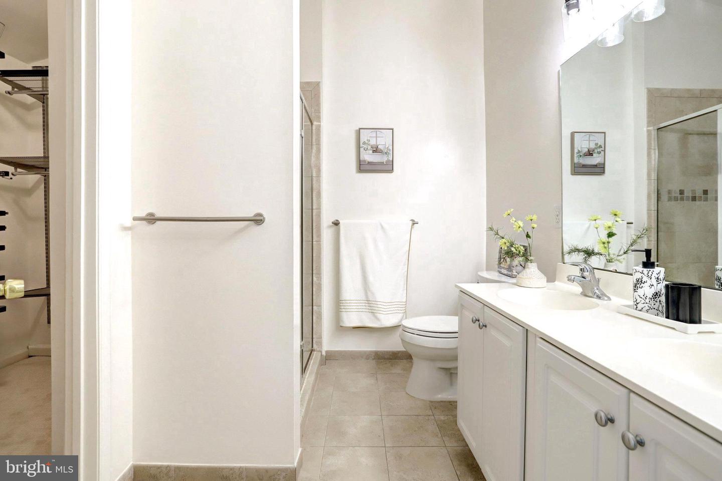 2019 N BUCHANAN CT, ARLINGTON, Virginia 22207, 3 Bedrooms Bedrooms, ,2 BathroomsBathrooms,Residential,For sale,2019 N BUCHANAN CT,VAAR2067374 MLS # VAAR2067374