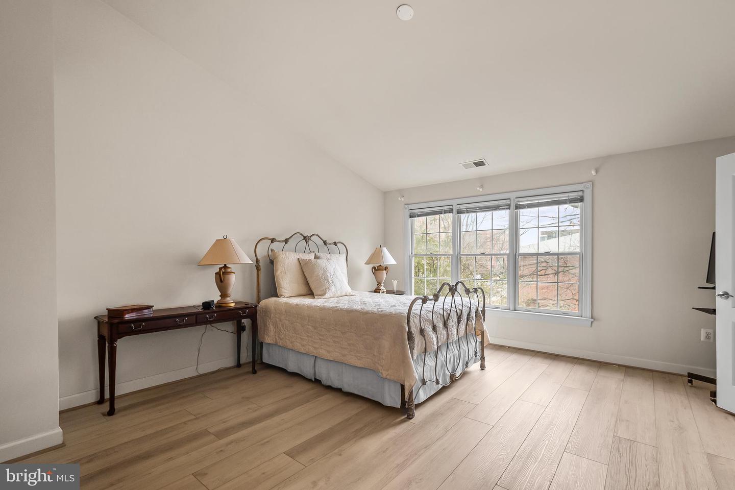 103 REES PL, FALLS CHURCH, Virginia 22046, 3 Bedrooms Bedrooms, ,3 BathroomsBathrooms,Residential,For sale,103 REES PL,VAFA2003510 MLS # VAFA2003510 103 REES PL, FALLS CHURCH, Virginia 22046, 3 Bedrooms Bedrooms, ,3 BathroomsBathrooms,Residential,For sale,103 REES PL,VAFA2003510 MLS # VAFA2003510