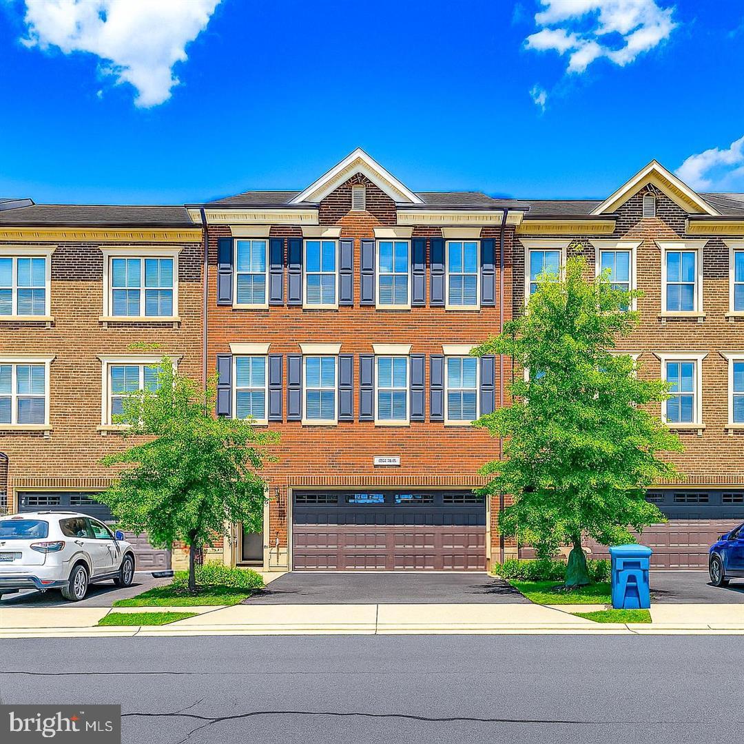 23718 SAILFISH SQ, BRAMBLETON, Virginia 20148, 3 Bedrooms Bedrooms, ,3 BathroomsBathrooms,Residential,For sale,23718 SAILFISH SQ,VALO2113442 MLS # VALO2113442