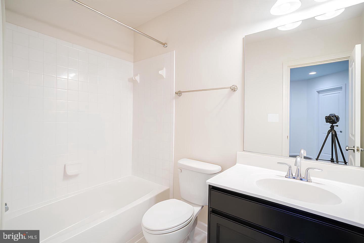 23718 SAILFISH SQ, BRAMBLETON, Virginia 20148, 3 Bedrooms Bedrooms, ,3 BathroomsBathrooms,Residential,For sale,23718 SAILFISH SQ,VALO2113442 MLS # VALO2113442