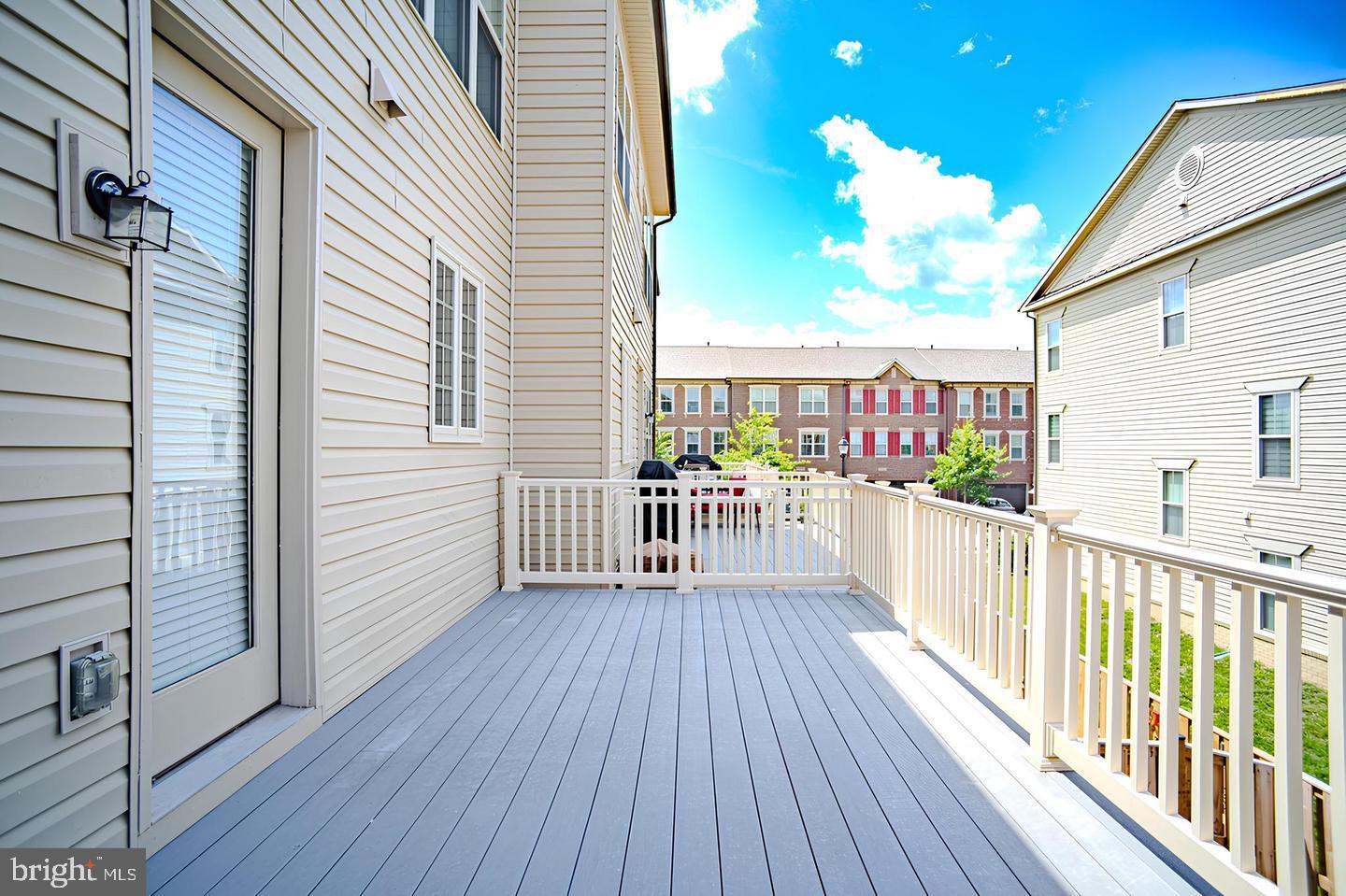 23718 SAILFISH SQ, BRAMBLETON, Virginia 20148, 3 Bedrooms Bedrooms, ,3 BathroomsBathrooms,Residential,For sale,23718 SAILFISH SQ,VALO2113442 MLS # VALO2113442