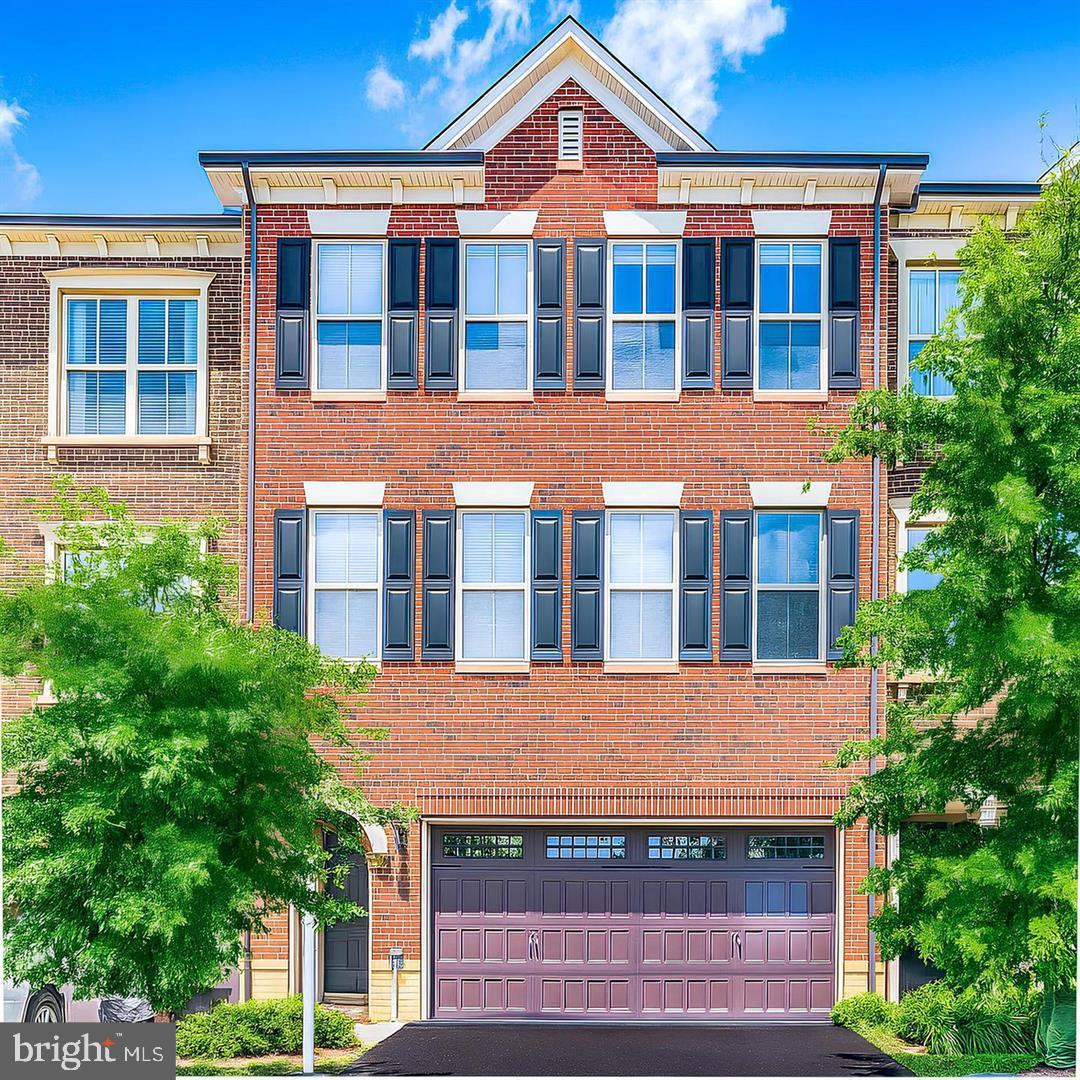 23718 SAILFISH SQ, BRAMBLETON, Virginia 20148, 3 Bedrooms Bedrooms, ,3 BathroomsBathrooms,Residential,For sale,23718 SAILFISH SQ,VALO2113442 MLS # VALO2113442