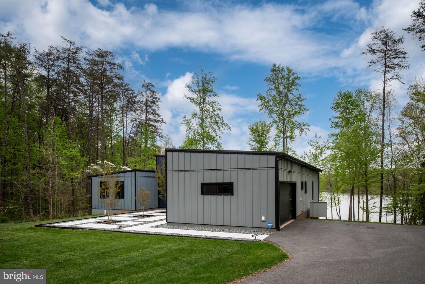 9813 CHESSMANS CT, FREDERICKSBURG, Virginia 22407, 3 Bedrooms Bedrooms, ,2 BathroomsBathrooms,Residential,For sale,9813 CHESSMANS CT,VASP2038448 MLS # VASP2038448 9813 CHESSMANS CT, FREDERICKSBURG, Virginia 22407, 3 Bedrooms Bedrooms, ,2 BathroomsBathrooms,Residential,For sale,9813 CHESSMANS CT,VASP2038448 MLS # VASP2038448