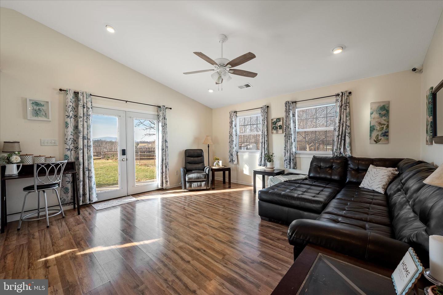 412 BELAIR AVE, FRONT ROYAL, Virginia 22630, 4 Bedrooms Bedrooms, 10 Rooms Rooms,2 BathroomsBathrooms,Residential,For sale,412 BELAIR AVE,VAWR2013052 MLS # VAWR2013052