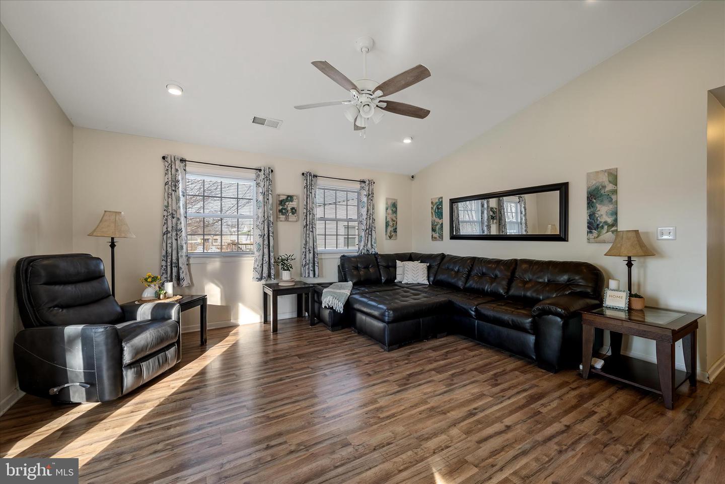 412 BELAIR AVE, FRONT ROYAL, Virginia 22630, 4 Bedrooms Bedrooms, 10 Rooms Rooms,2 BathroomsBathrooms,Residential,For sale,412 BELAIR AVE,VAWR2013052 MLS # VAWR2013052