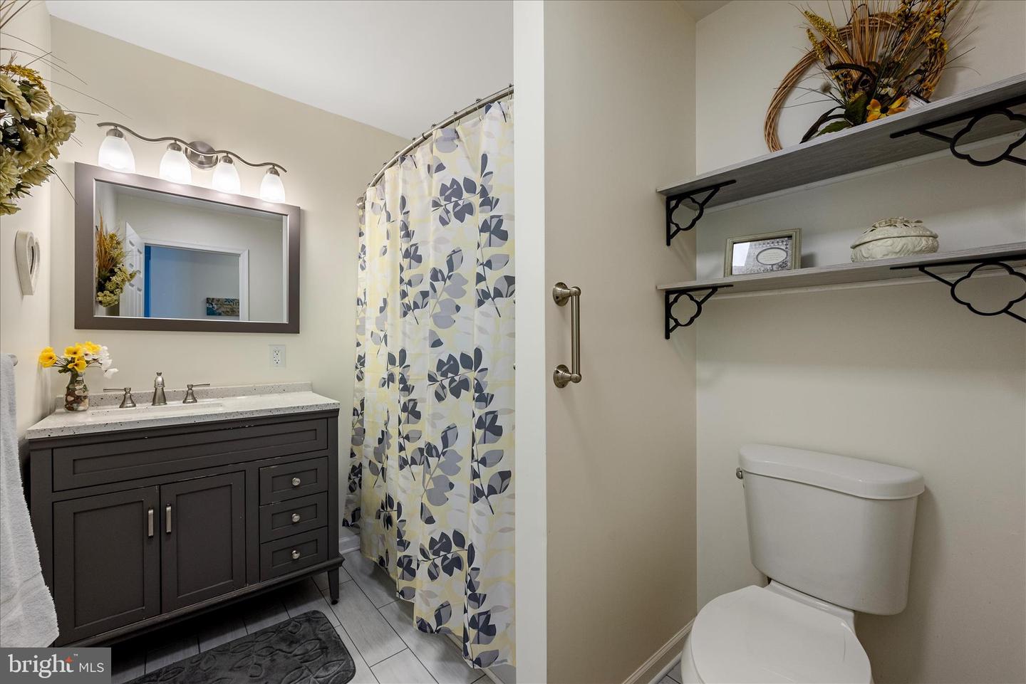 412 BELAIR AVE, FRONT ROYAL, Virginia 22630, 4 Bedrooms Bedrooms, 10 Rooms Rooms,2 BathroomsBathrooms,Residential,For sale,412 BELAIR AVE,VAWR2013052 MLS # VAWR2013052