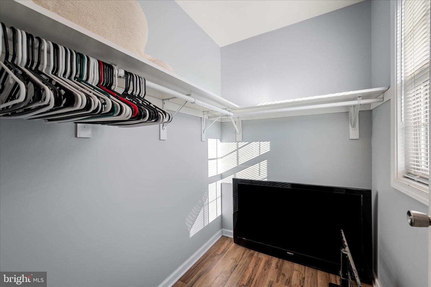 412 BELAIR AVE, FRONT ROYAL, Virginia 22630, 4 Bedrooms Bedrooms, 10 Rooms Rooms,2 BathroomsBathrooms,Residential,For sale,412 BELAIR AVE,VAWR2013052 MLS # VAWR2013052