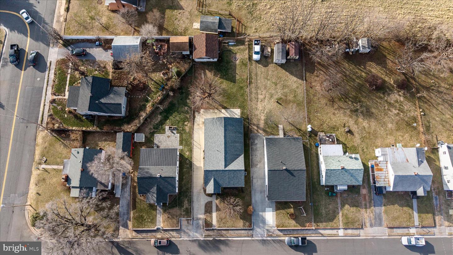 412 BELAIR AVE, FRONT ROYAL, Virginia 22630, 4 Bedrooms Bedrooms, 10 Rooms Rooms,2 BathroomsBathrooms,Residential,For sale,412 BELAIR AVE,VAWR2013052 MLS # VAWR2013052