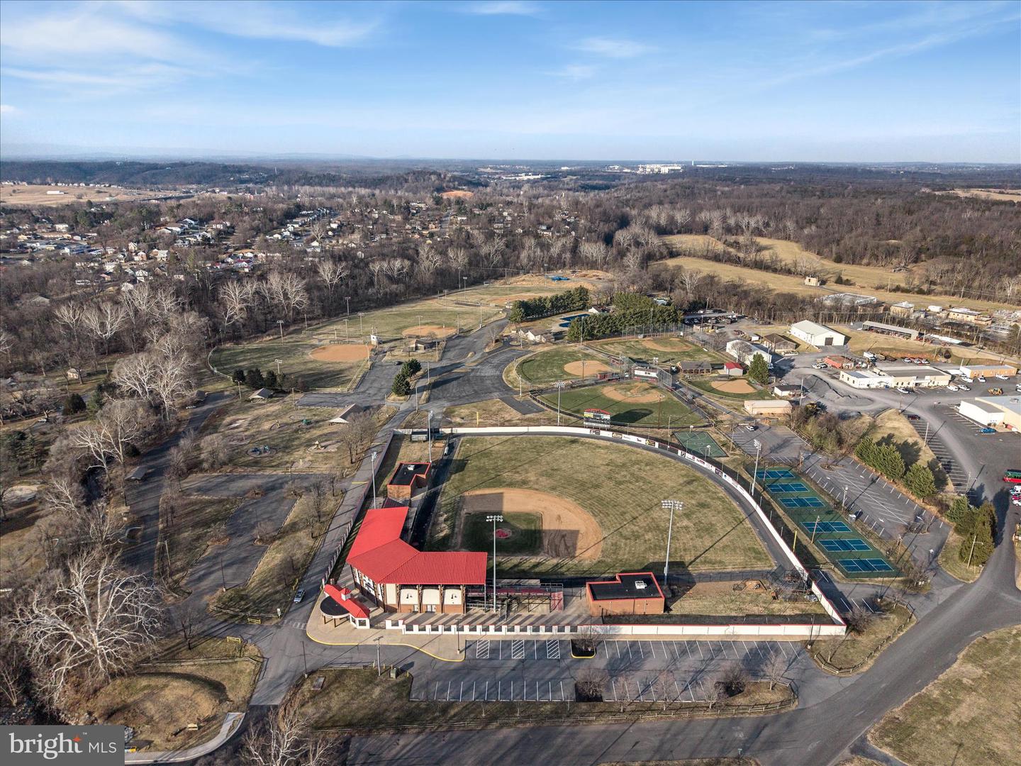 412 BELAIR AVE, FRONT ROYAL, Virginia 22630, 4 Bedrooms Bedrooms, 10 Rooms Rooms,2 BathroomsBathrooms,Residential,For sale,412 BELAIR AVE,VAWR2013052 MLS # VAWR2013052