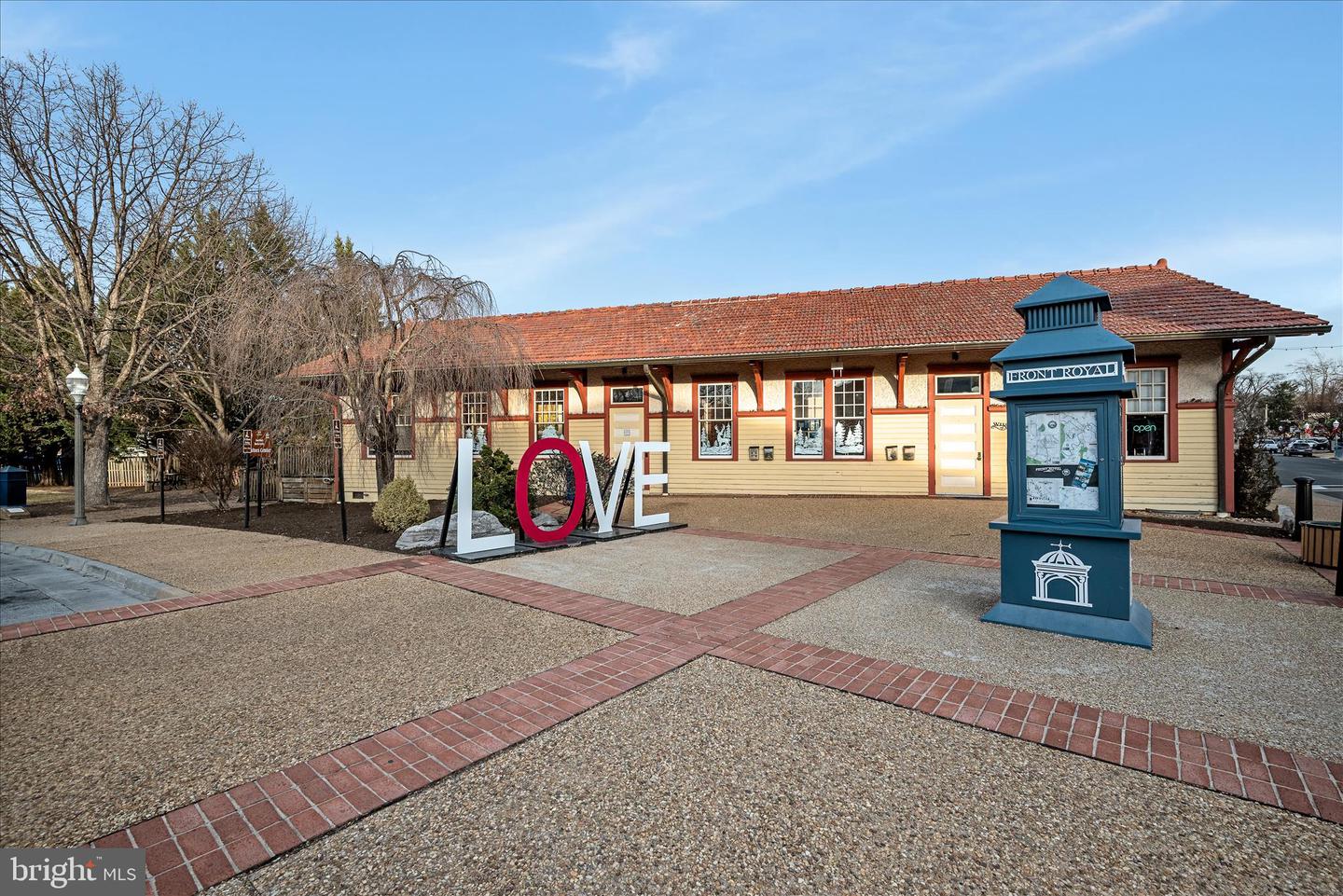 412 BELAIR AVE, FRONT ROYAL, Virginia 22630, 4 Bedrooms Bedrooms, 10 Rooms Rooms,2 BathroomsBathrooms,Residential,For sale,412 BELAIR AVE,VAWR2013052 MLS # VAWR2013052