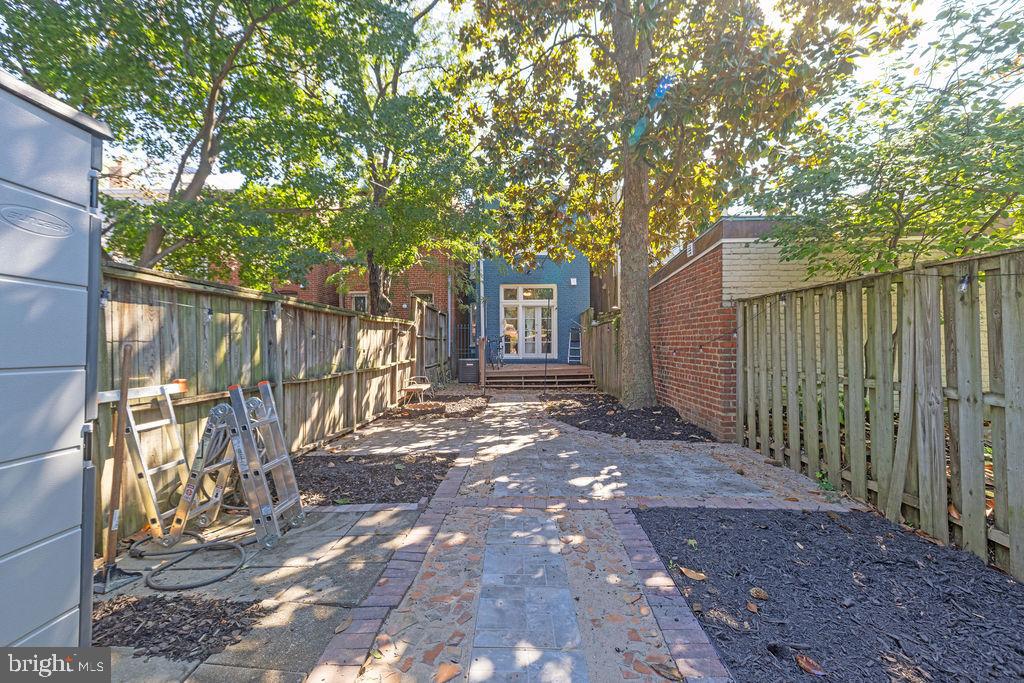 1236 D ST SE, WASHINGTON, District Of Columbia 20003, 2 Bedrooms Bedrooms, ,1 BathroomBathrooms,Residential,For sale,1236 D ST SE,DCDC2240032 MLS # DCDC2240032