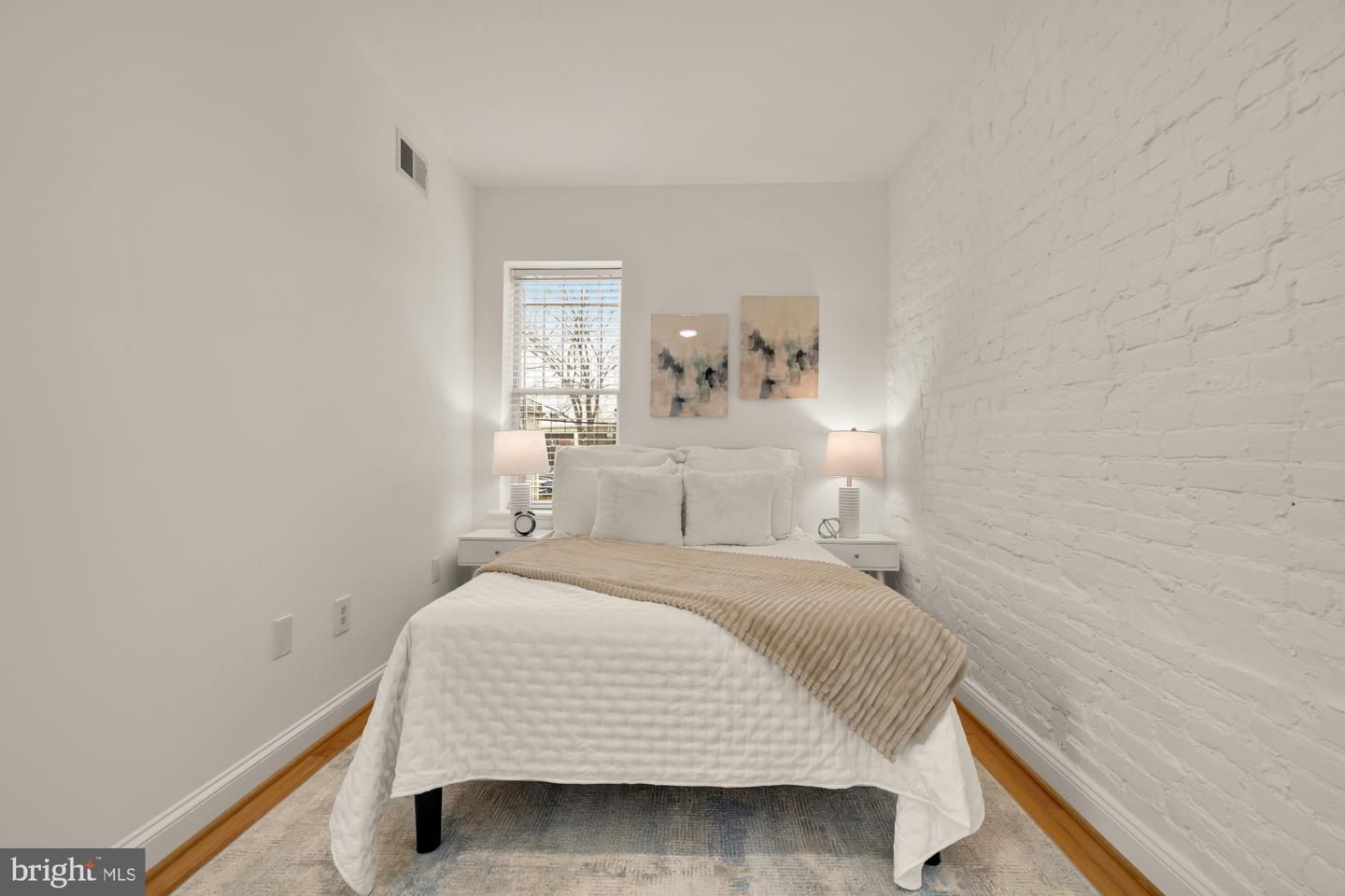 706 L ST SE, WASHINGTON, District Of Columbia 20003, 2 Bedrooms Bedrooms, ,1 BathroomBathrooms,Residential,For sale,706 L ST SE,DCDC2240034 MLS # DCDC2240034