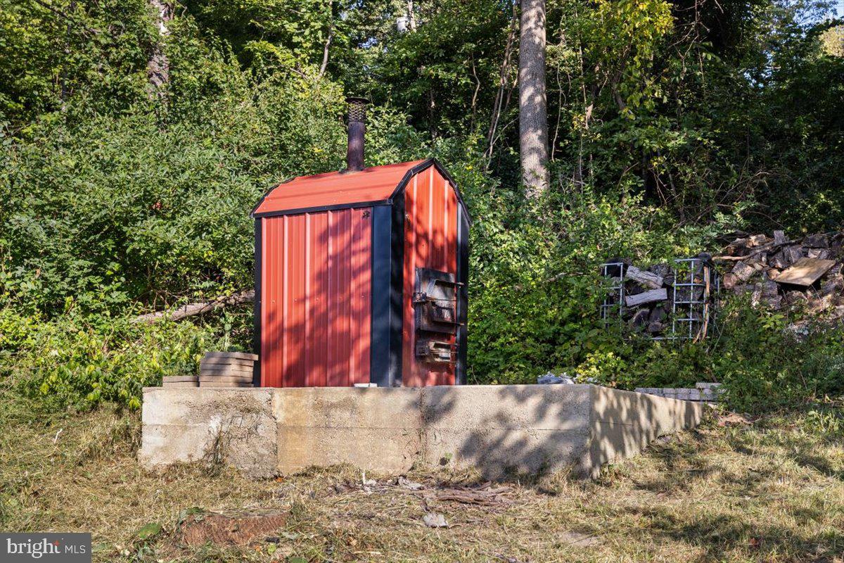 247 ARROWOOD RD, LINDEN, Virginia 22642, 3 Bedrooms Bedrooms, ,2 BathroomsBathrooms,Residential,For sale,247 ARROWOOD RD,VAWR2013054 MLS # VAWR2013054