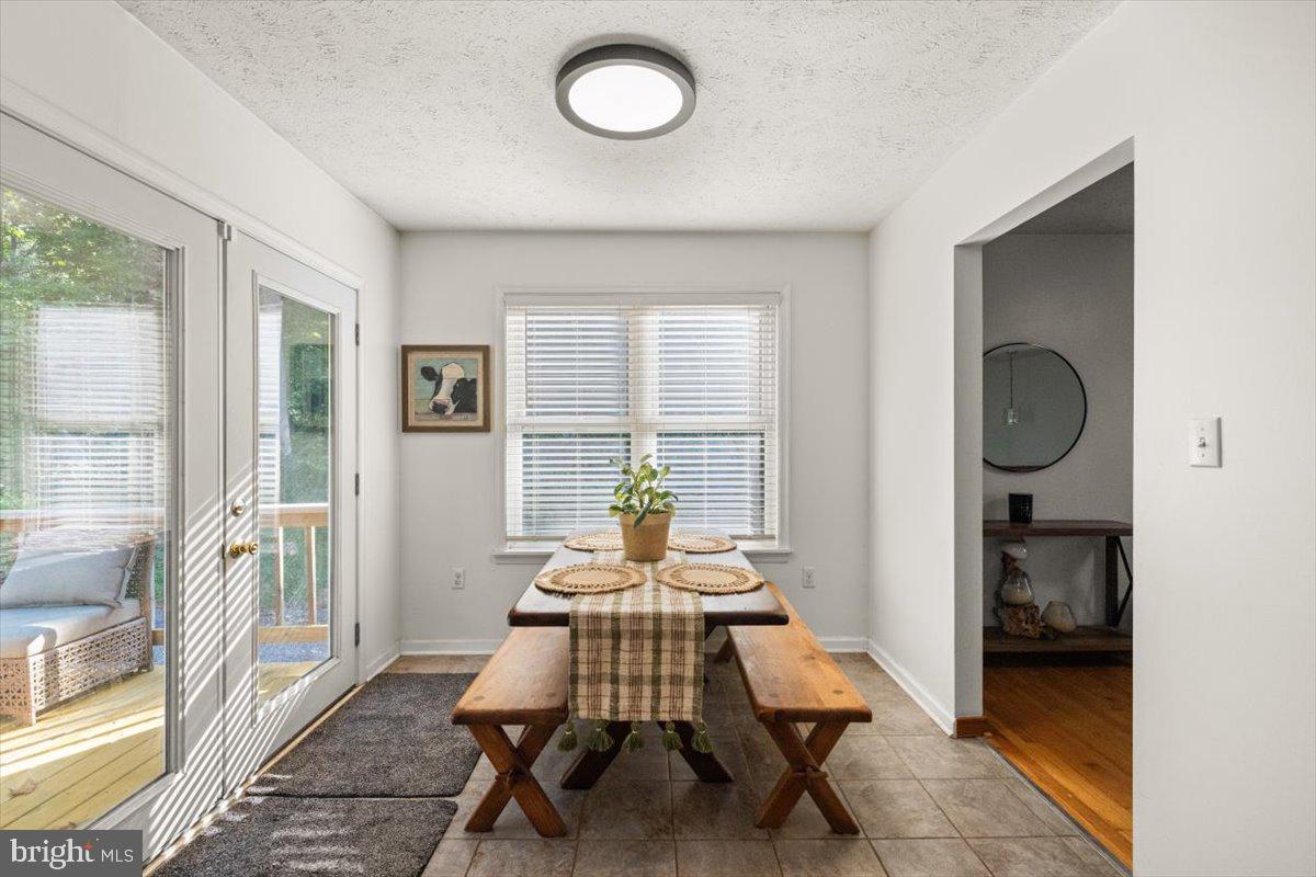 247 ARROWOOD RD, LINDEN, Virginia 22642, 3 Bedrooms Bedrooms, ,2 BathroomsBathrooms,Residential,For sale,247 ARROWOOD RD,VAWR2013054 MLS # VAWR2013054