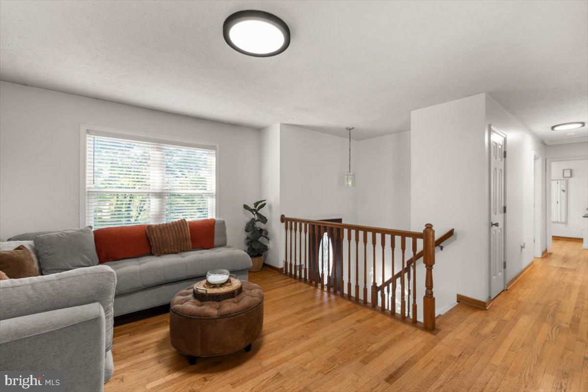 247 ARROWOOD RD, LINDEN, Virginia 22642, 3 Bedrooms Bedrooms, ,2 BathroomsBathrooms,Residential,For sale,247 ARROWOOD RD,VAWR2013054 MLS # VAWR2013054